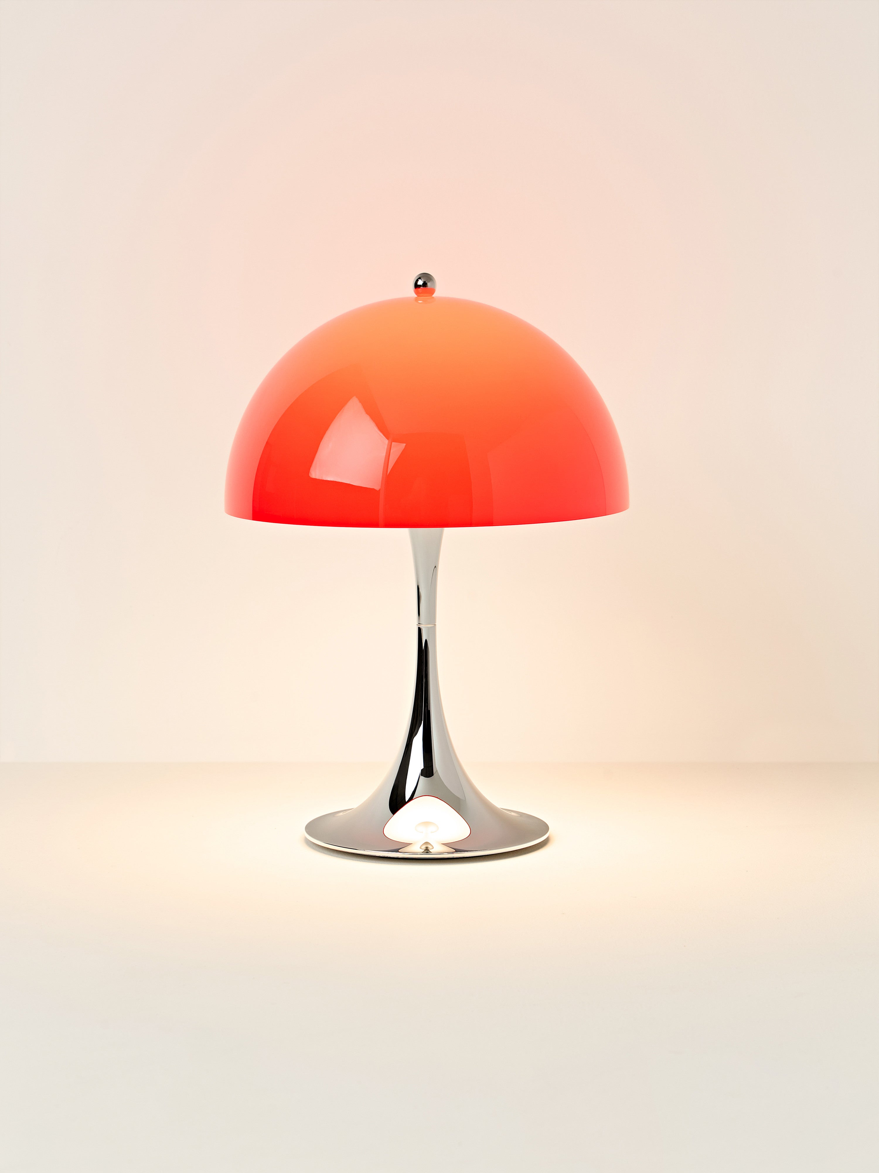 Dimmable Portable LED Table Lamp Panthella 250, Design Verner Panton