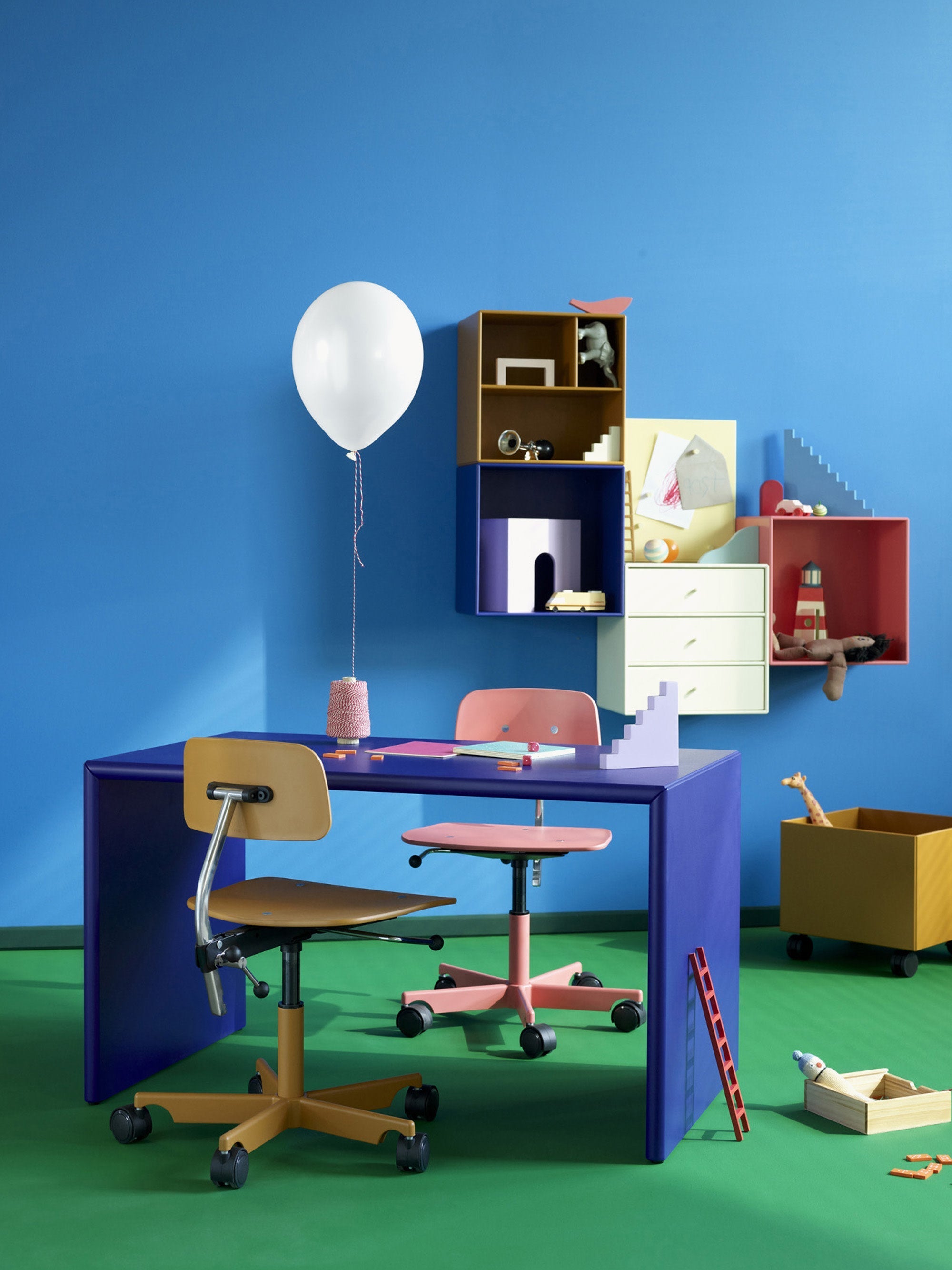 Module Montana Mini 1007 with Drawers for Modular Shelf System