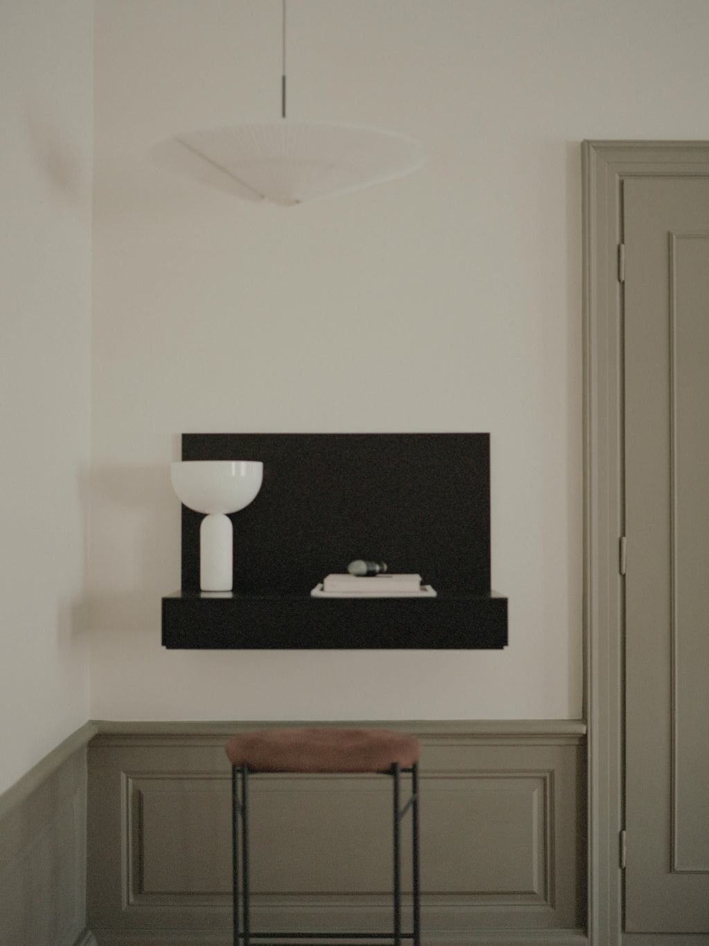Tana Wall-Mounted Desk