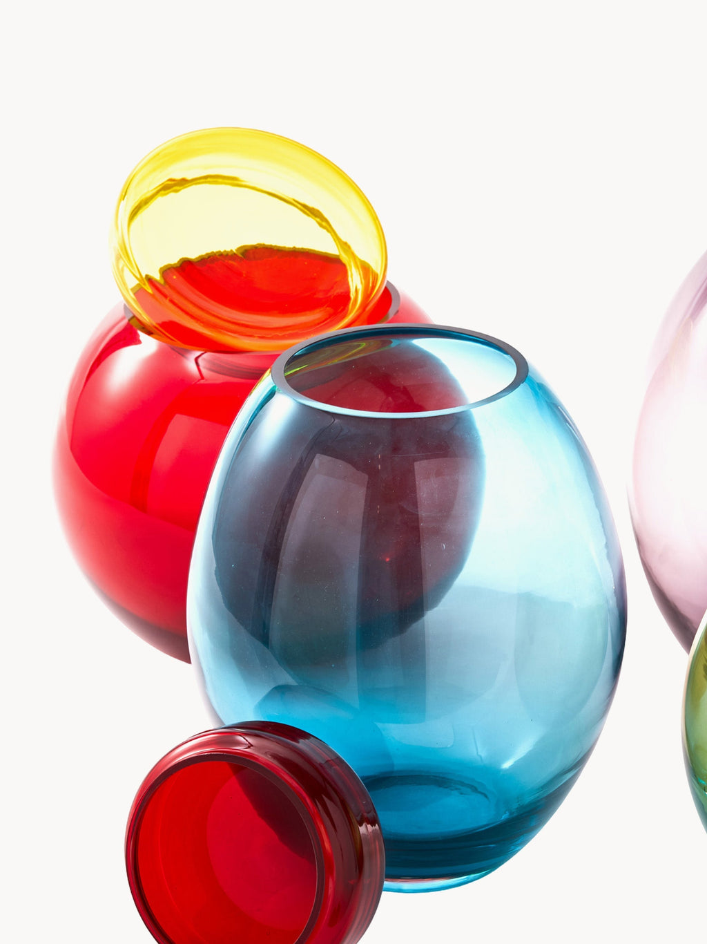 Jars Bloated with Caps, Set of 4