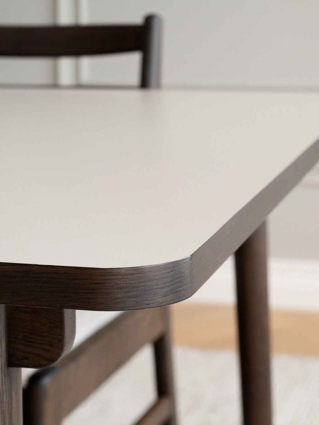 Fairmount Extendable Oak Wood Dining Table, 220/265 x 95 cm