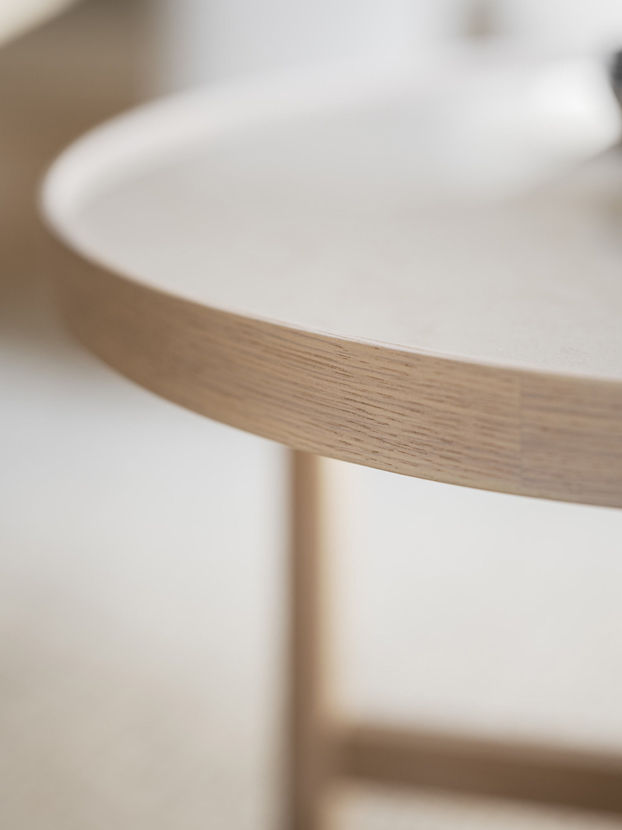 Marsden Round Oak Wood Coffee Table, Ø 90 cm