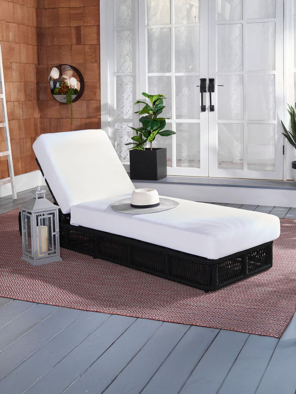 Gillian Sun Lounger