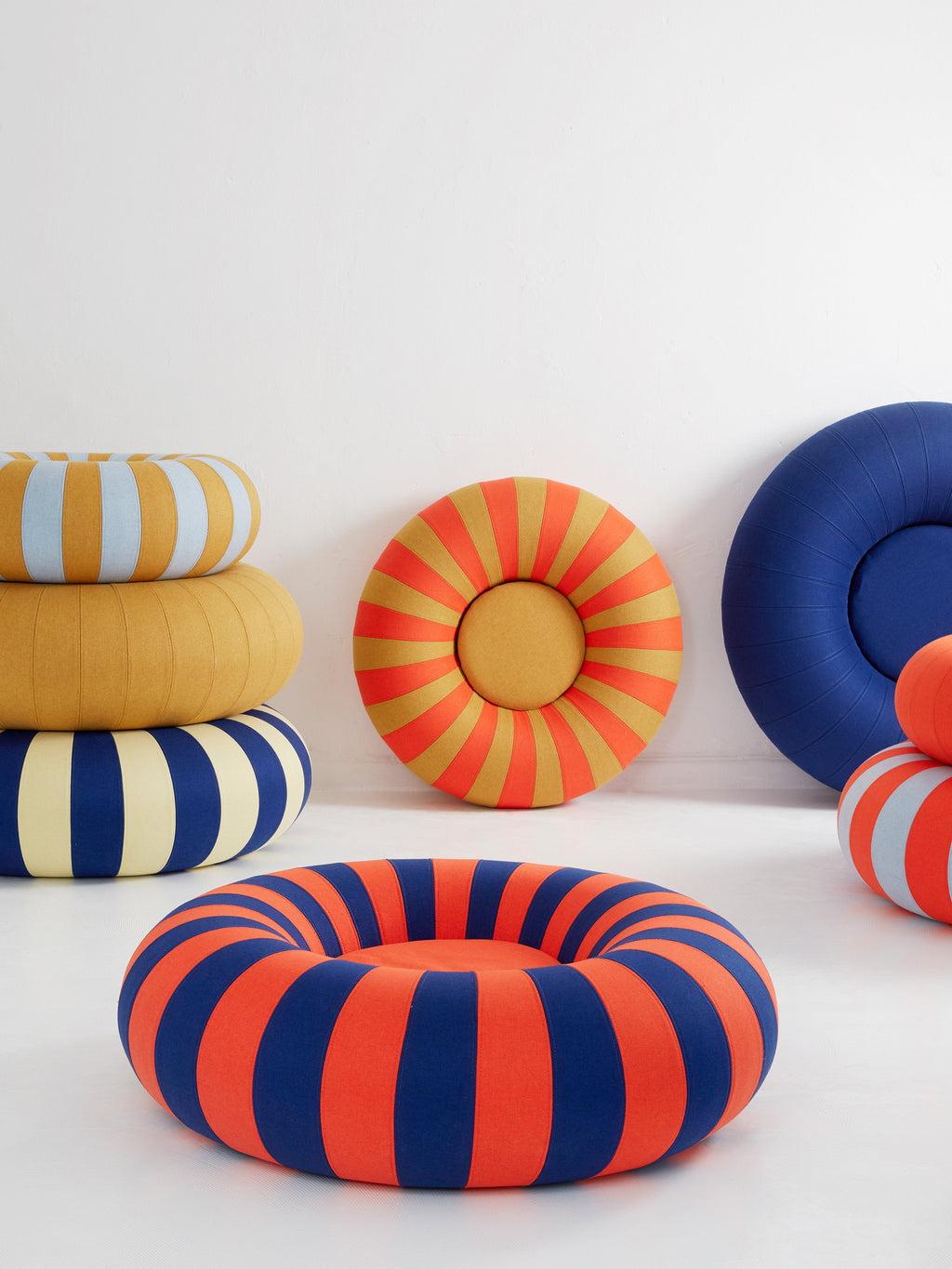 Float Inflatable Round Pouf, Ø 120