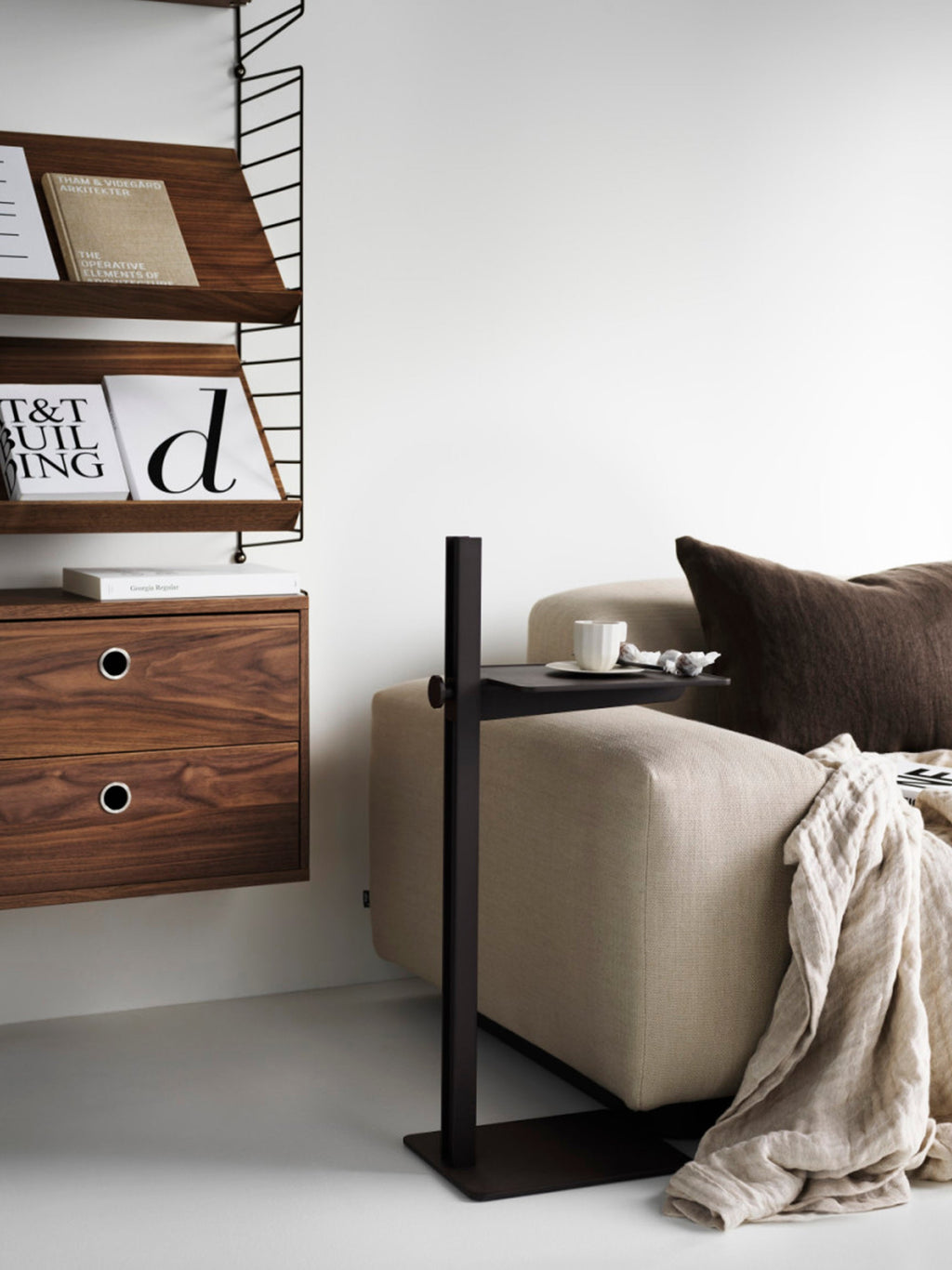 Museum Height-Adjustable Side Table