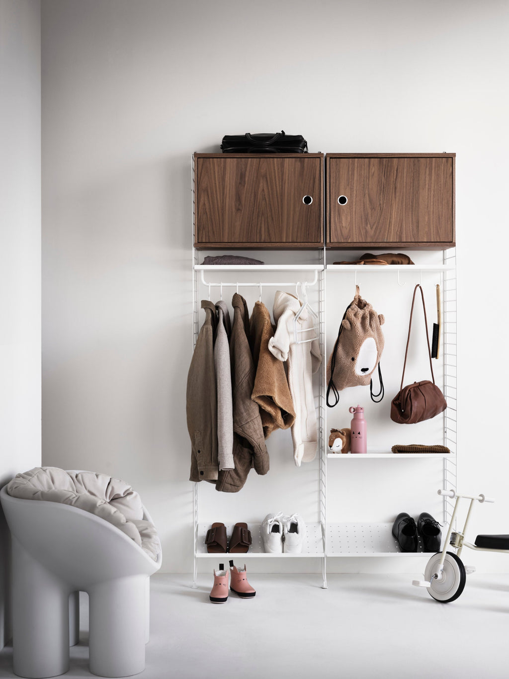 Cabinet String System with Swing Door, W 58 x D 30 cm