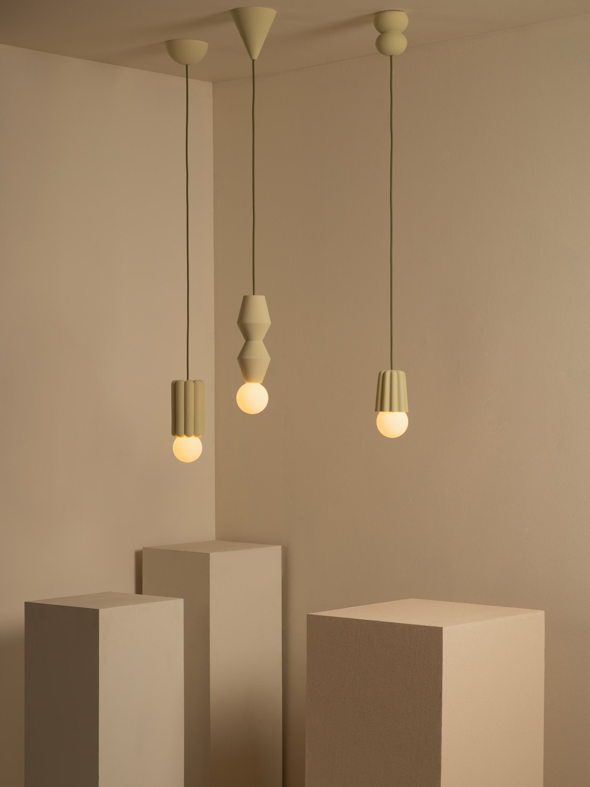 Small Handmade Dimmable Pendant Light STUCCO No. 2