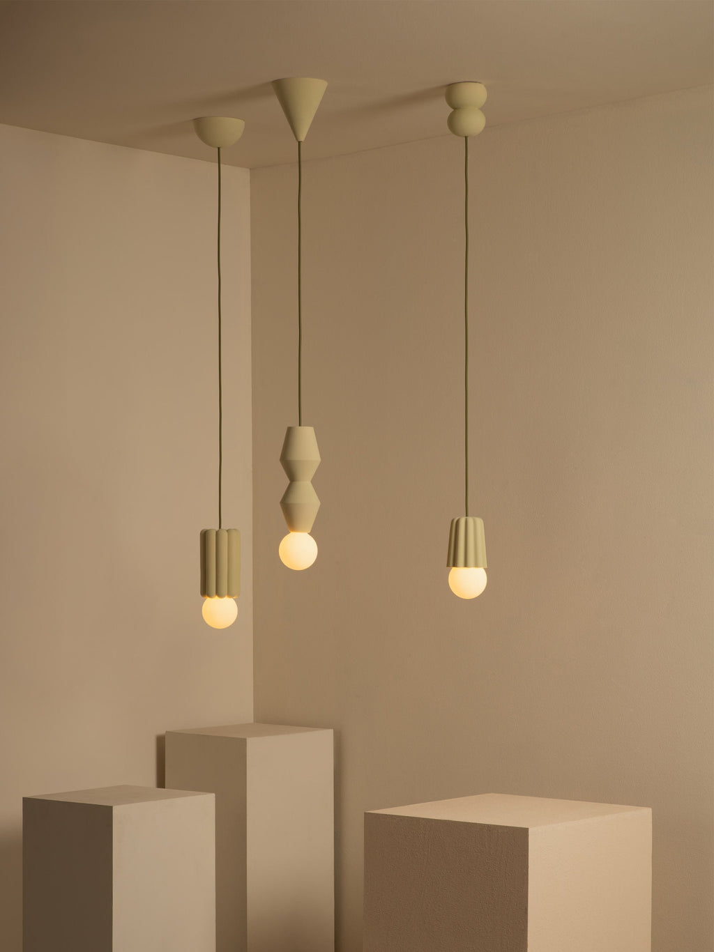 Small Handmade Dimmable Pendant Light STUCCO No. 3