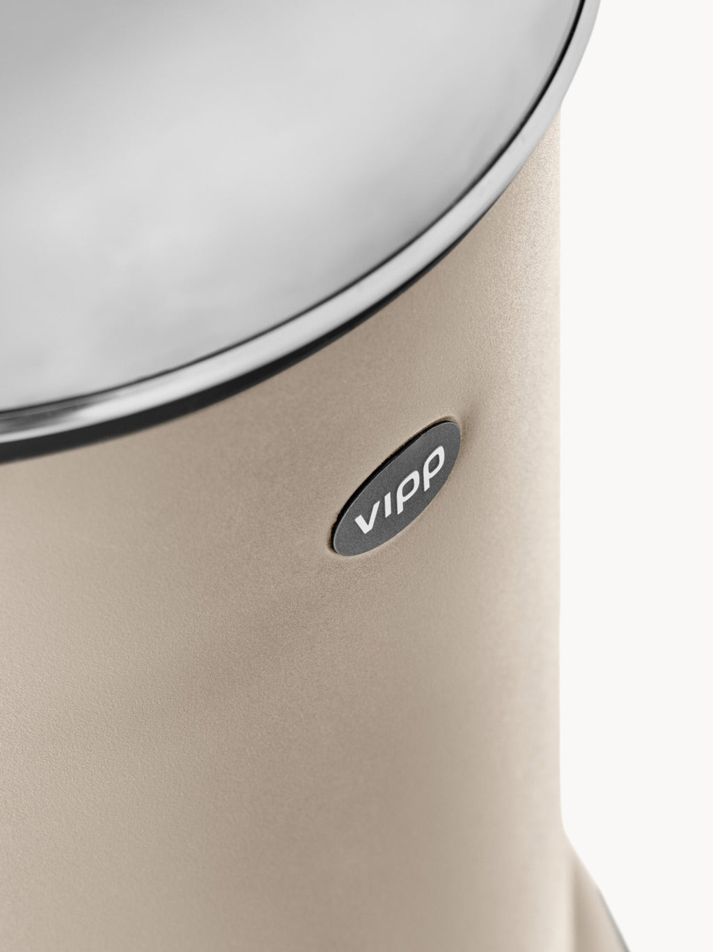 Vipp15 Waste Bin with Pedal Function