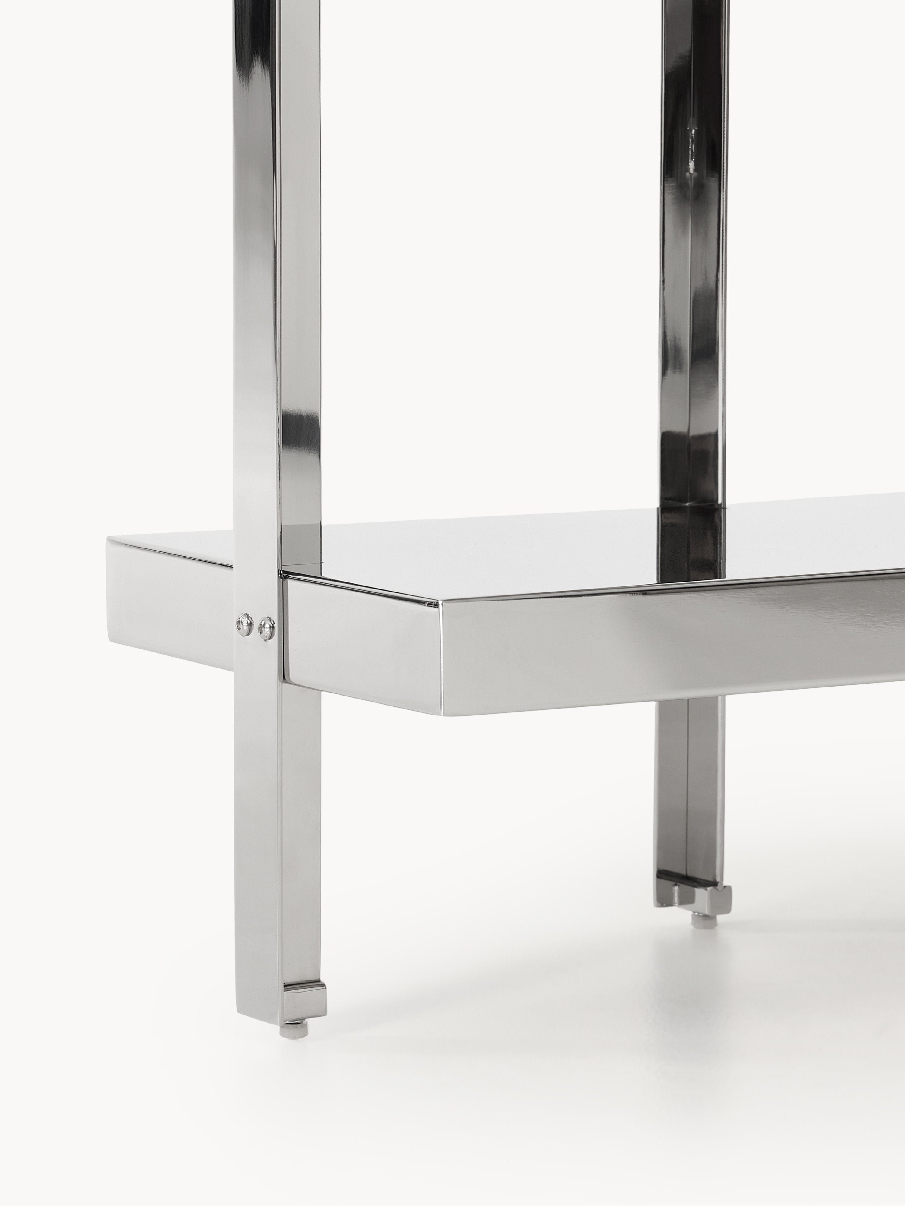Vana Shelving Unit