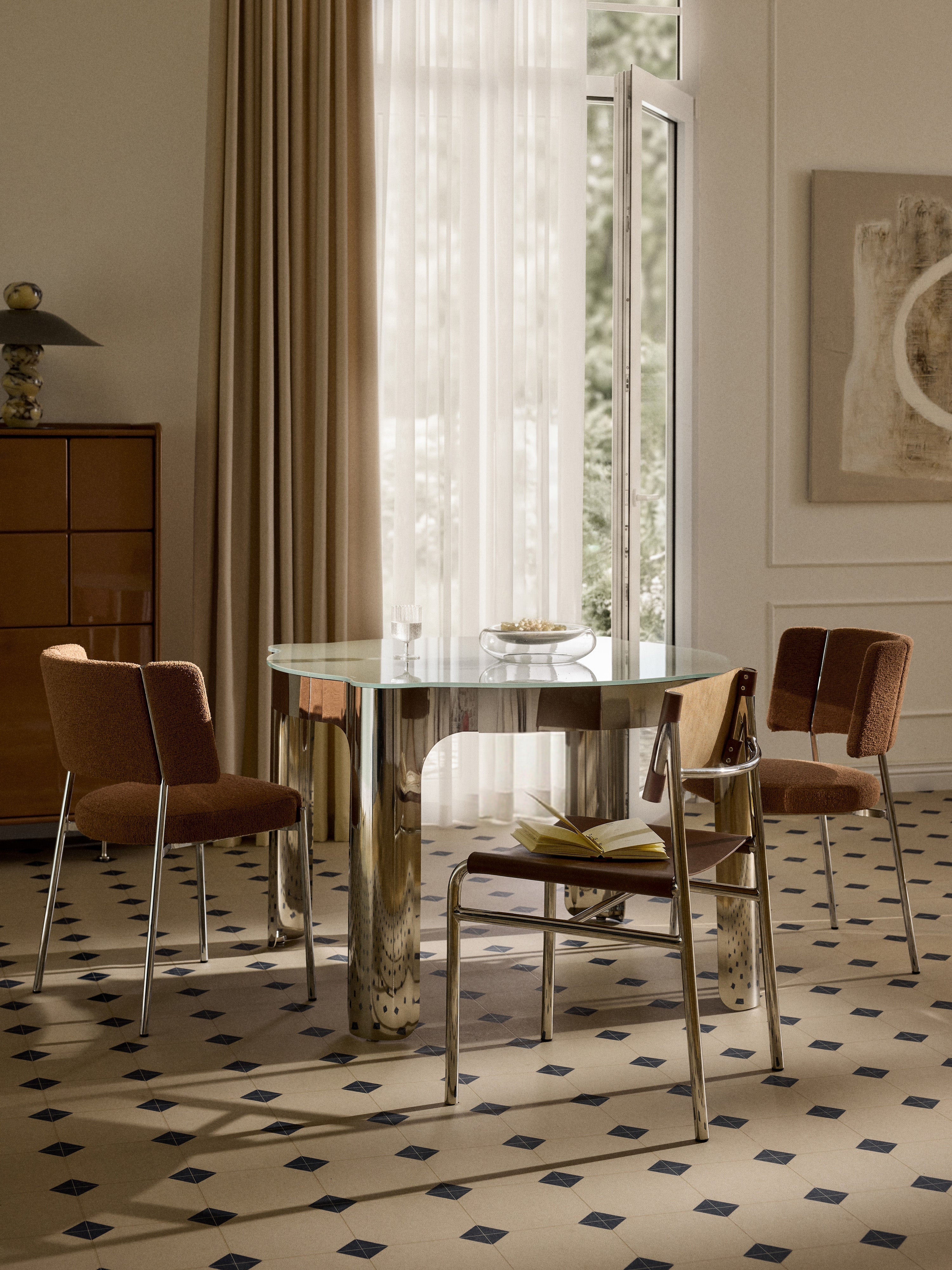 Georgia Round Dining Table with Glass Top, Ø 110 cm