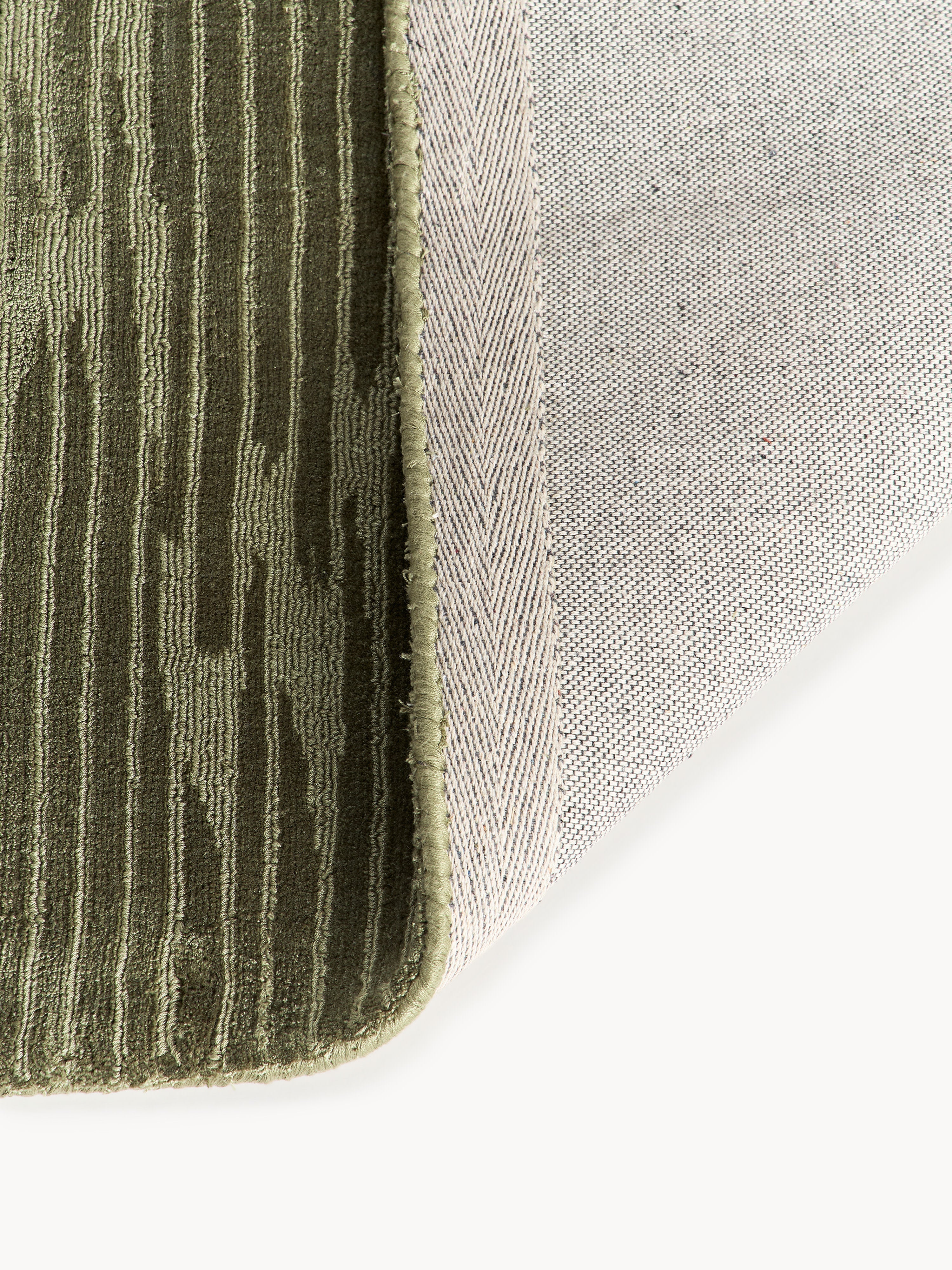 Oriana Hand-Woven Lyocell Rug