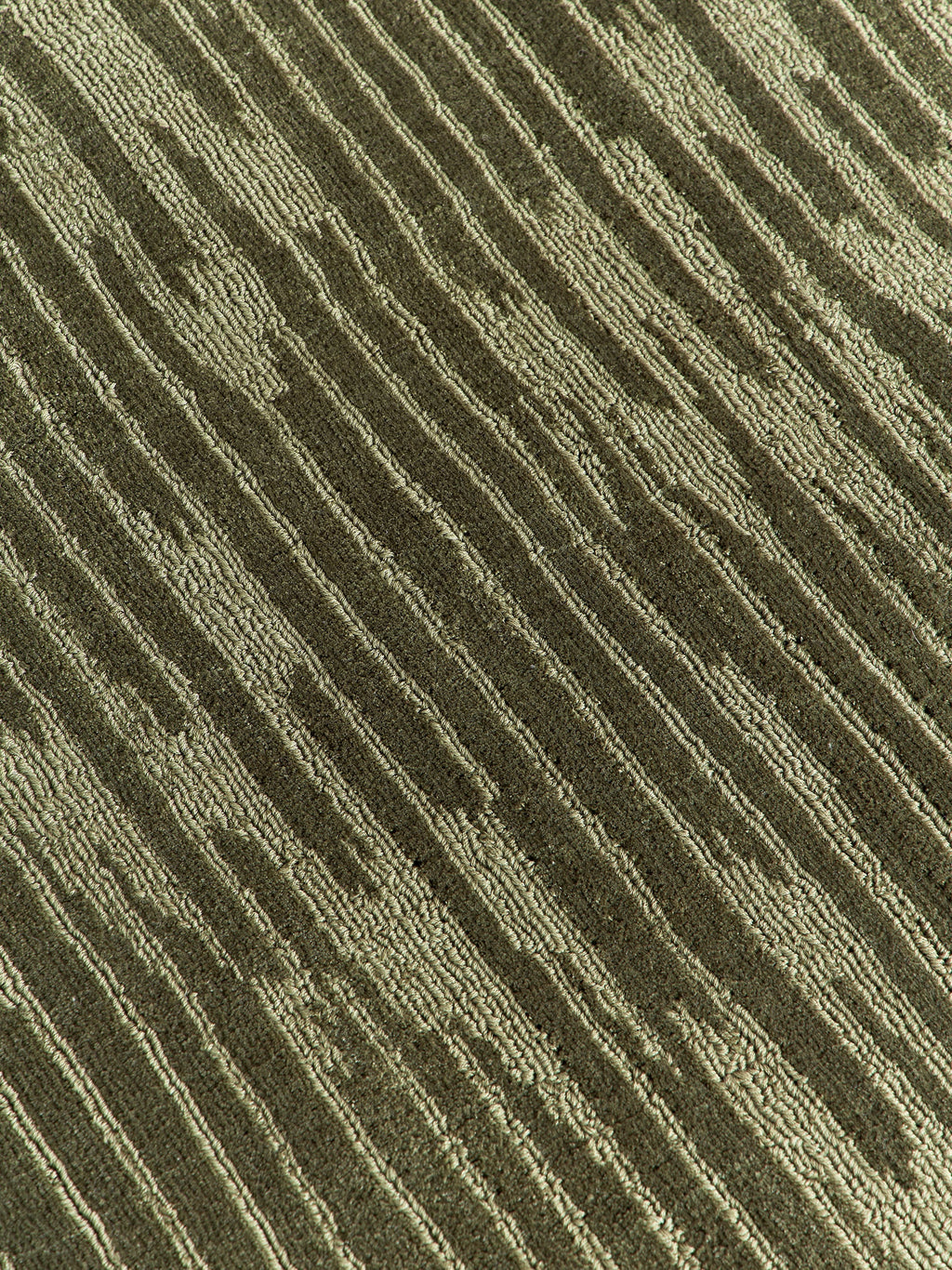 Oriana Hand-Woven Lyocell Rug