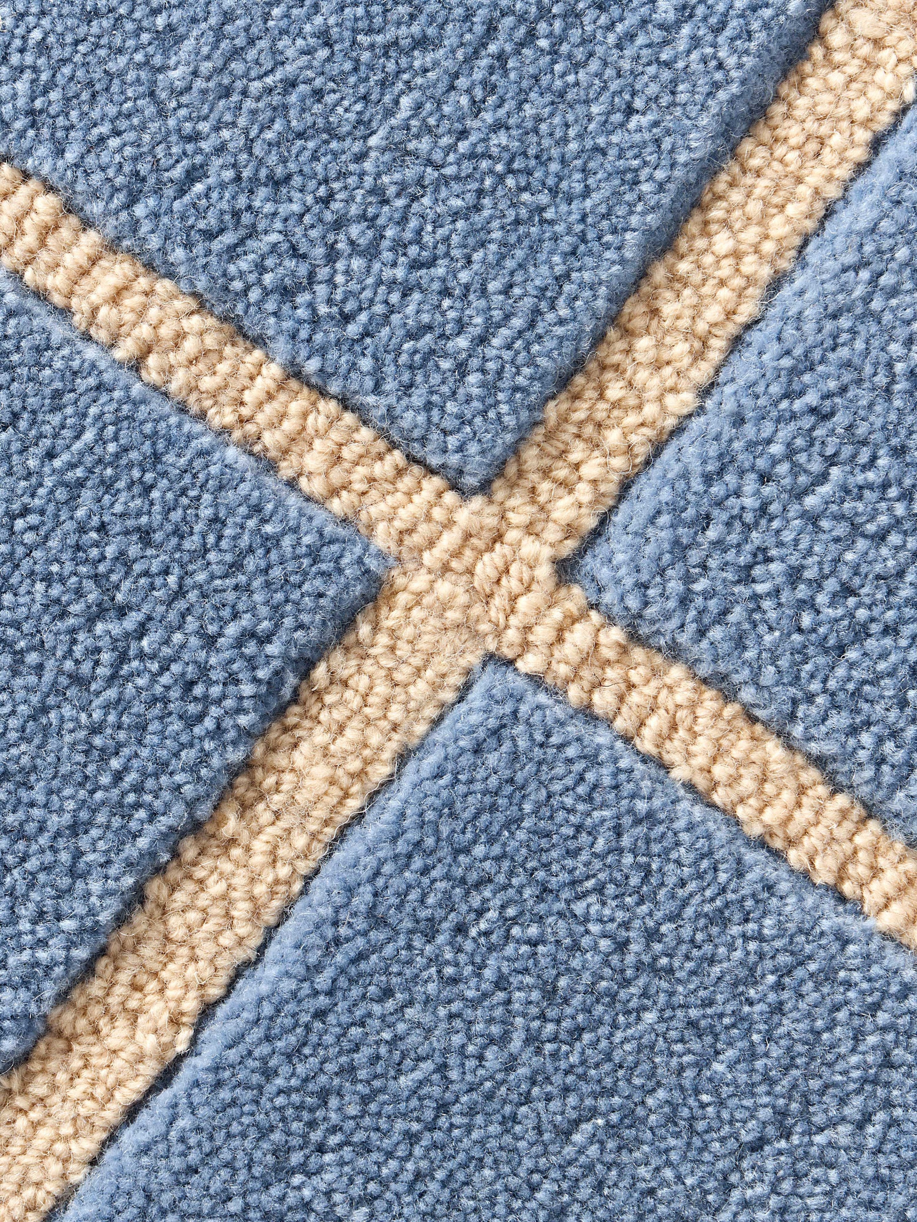 Kallie Hand-Tufted High-Low Wool Rug