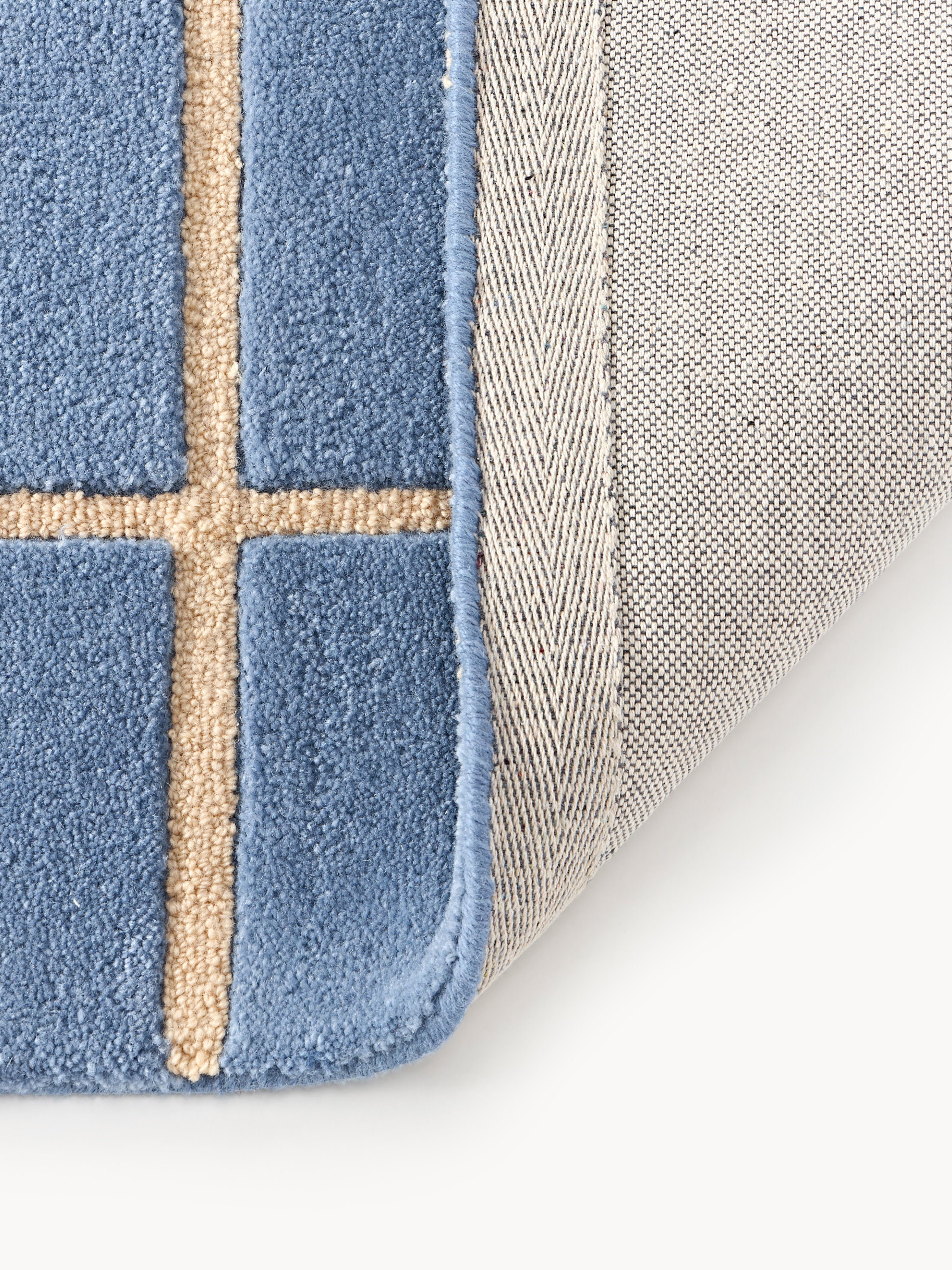 Kallie Hand-Tufted High-Low Wool Rug