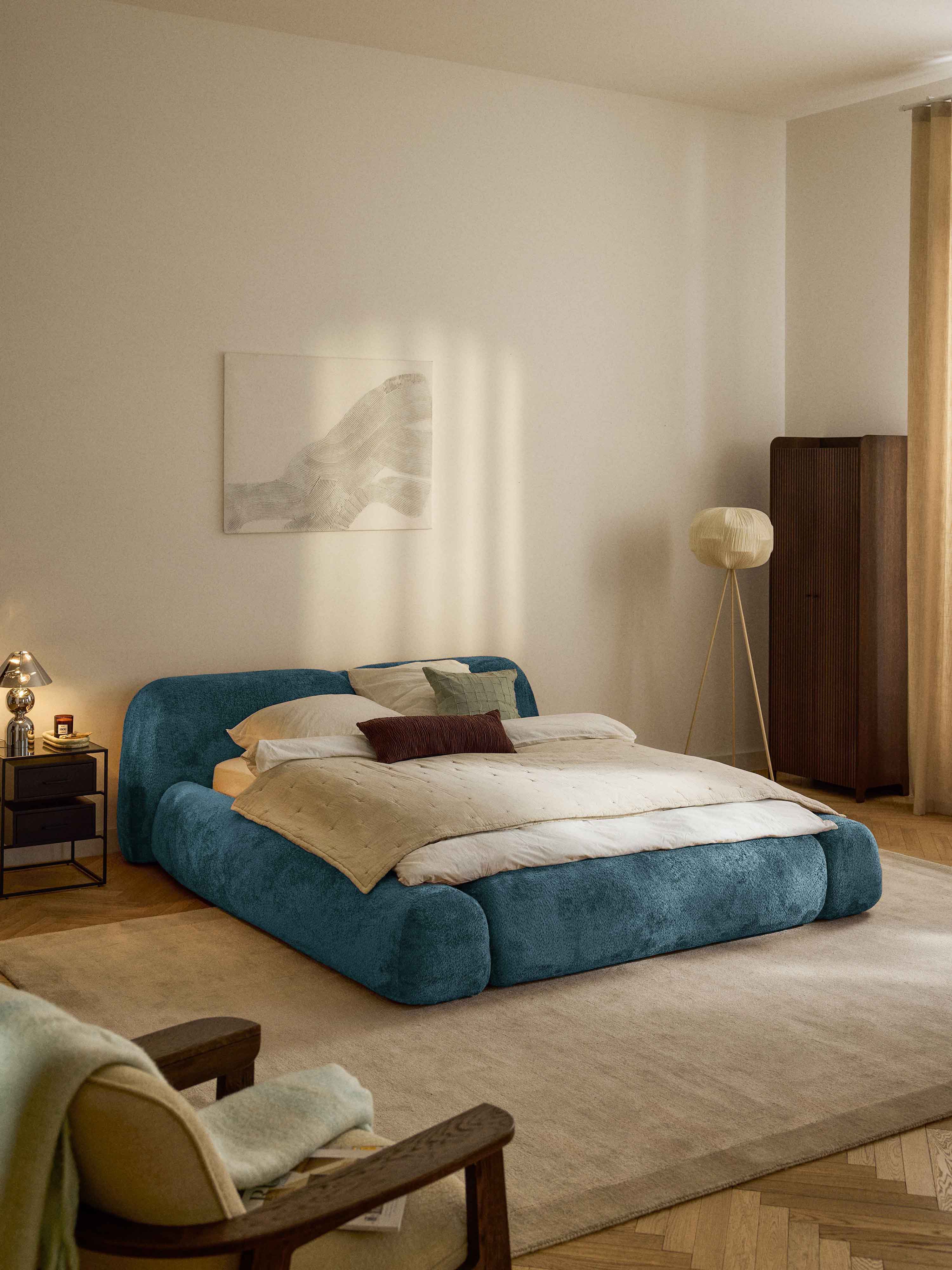 Wolke Upholstered Teddy Bouclé Bed with Storage