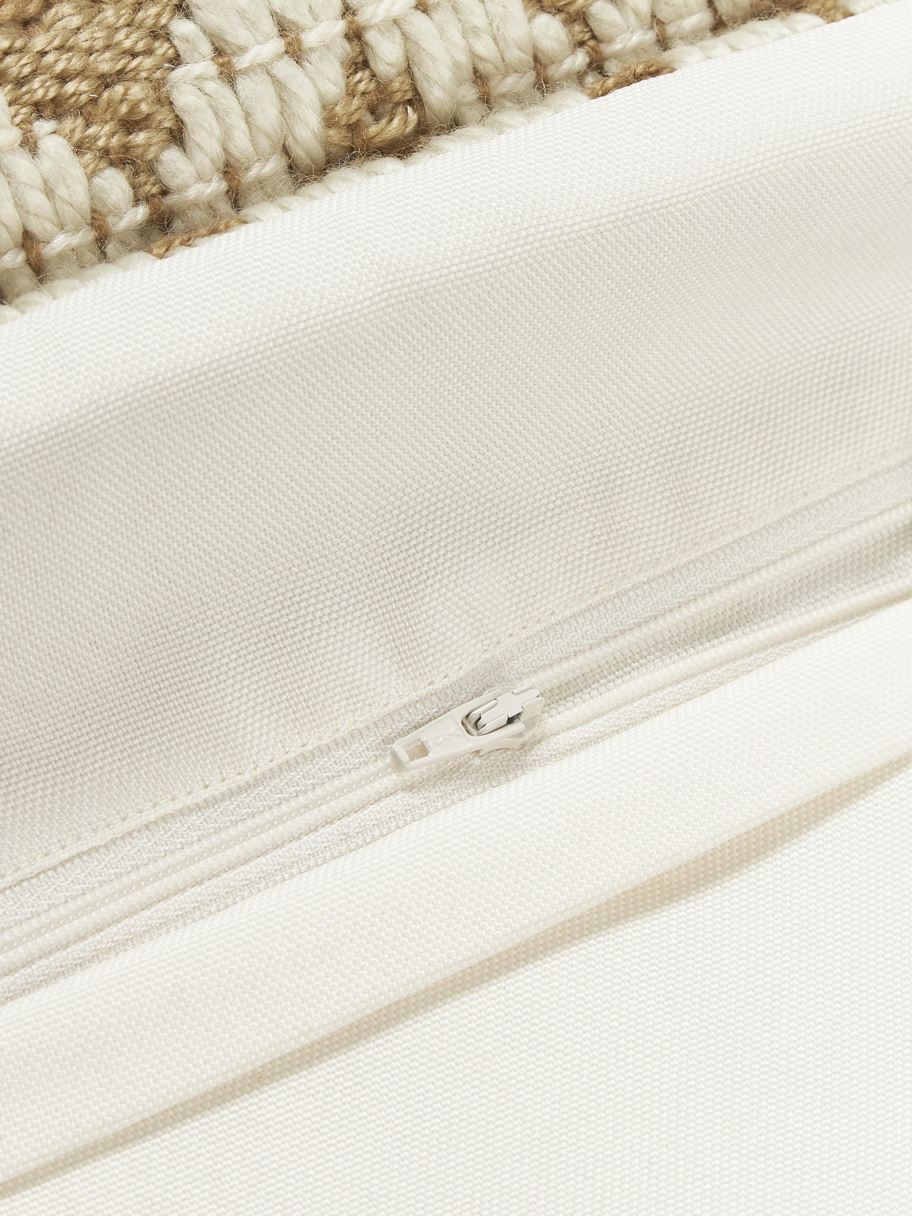 Yamir Outdoor Cushion Cover with Woven Pattern