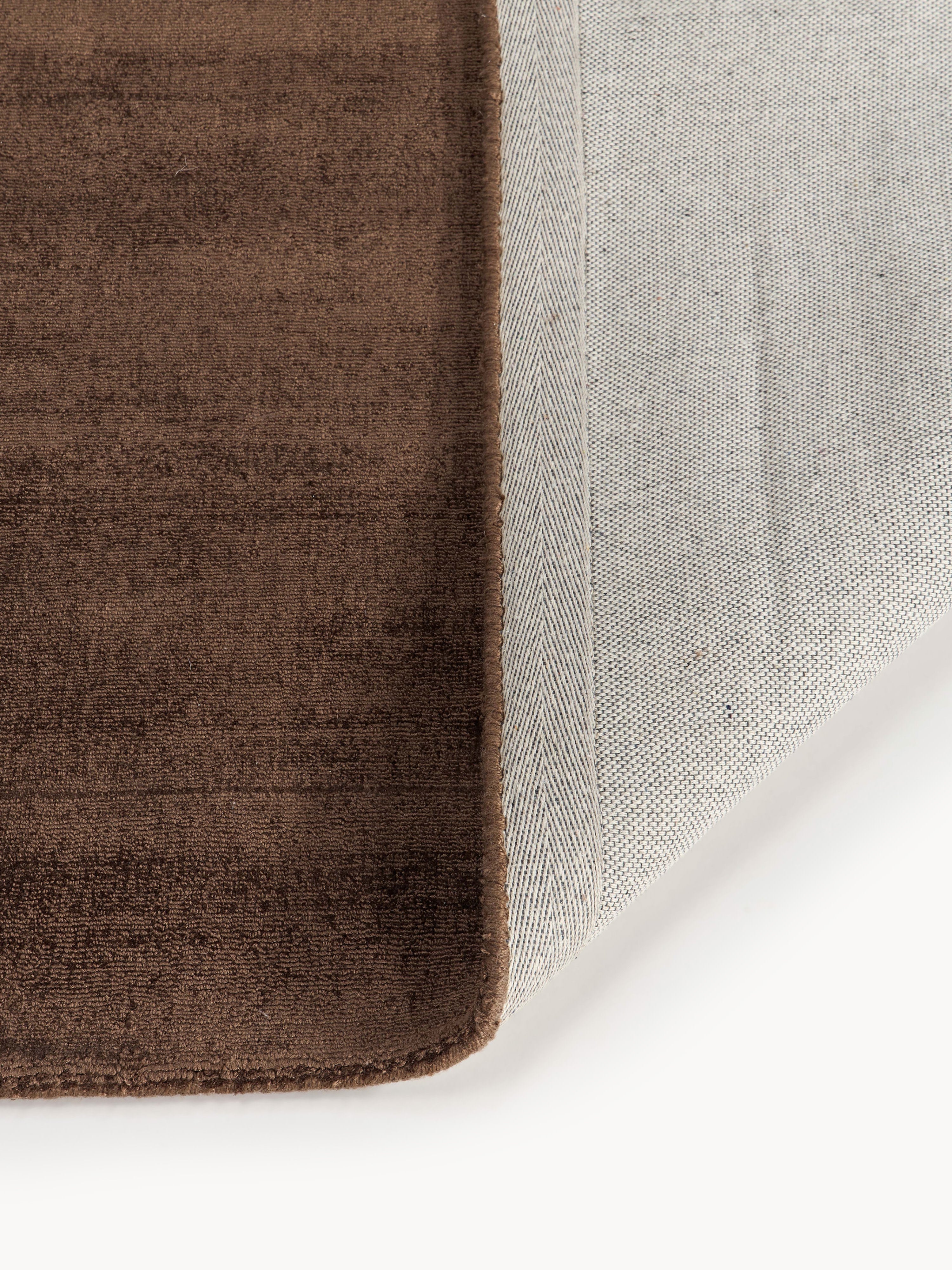 Jane Hand-Woven Viscose Rug