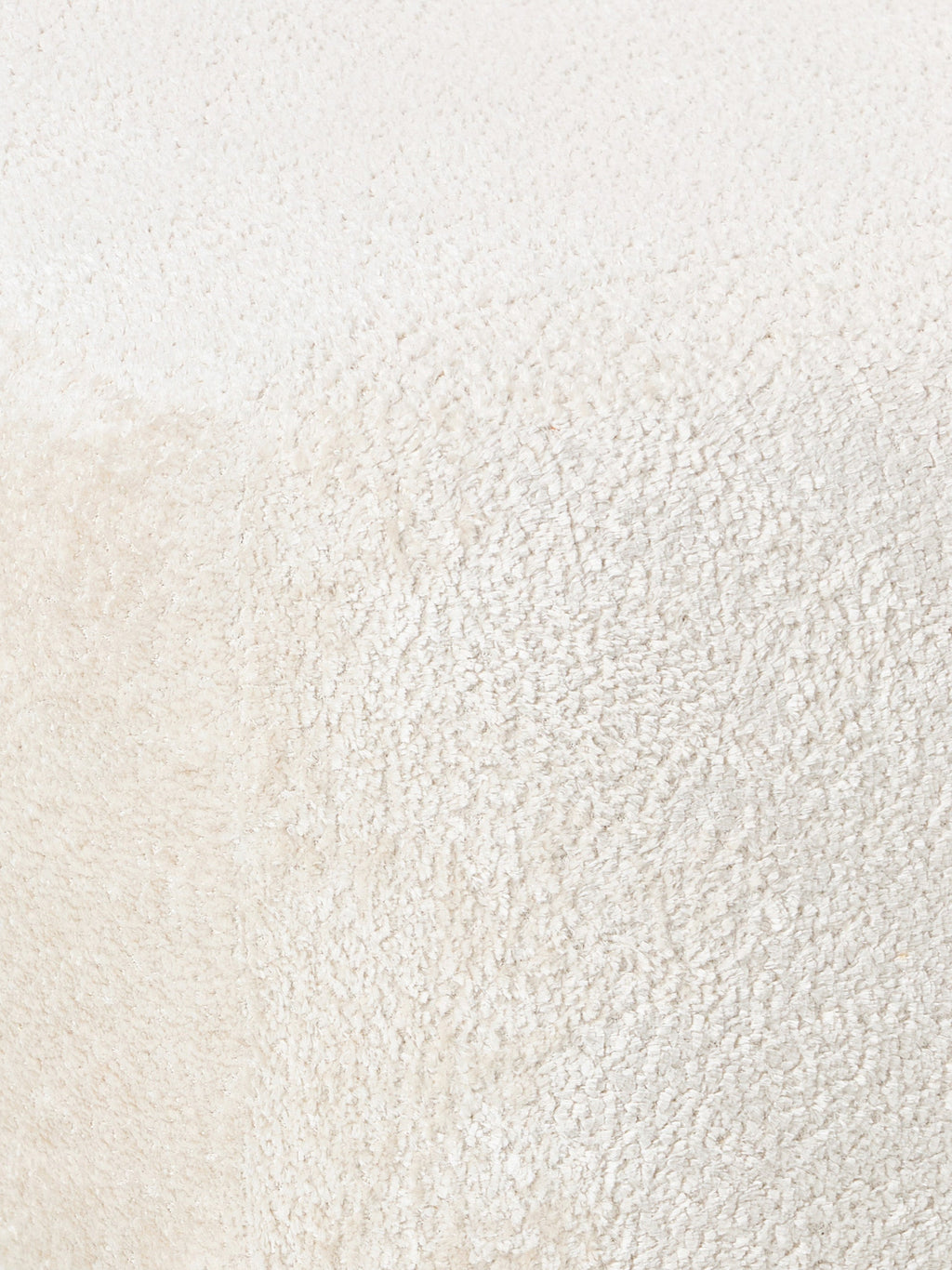 Wolke Oval Teddy Bouclé Ottoman