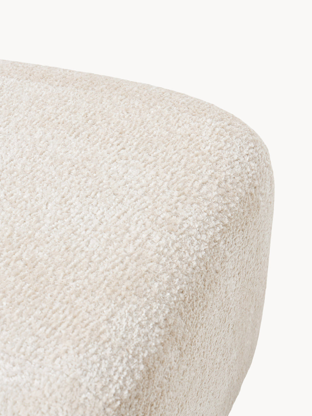 Wolke Oval Teddy Bouclé Ottoman