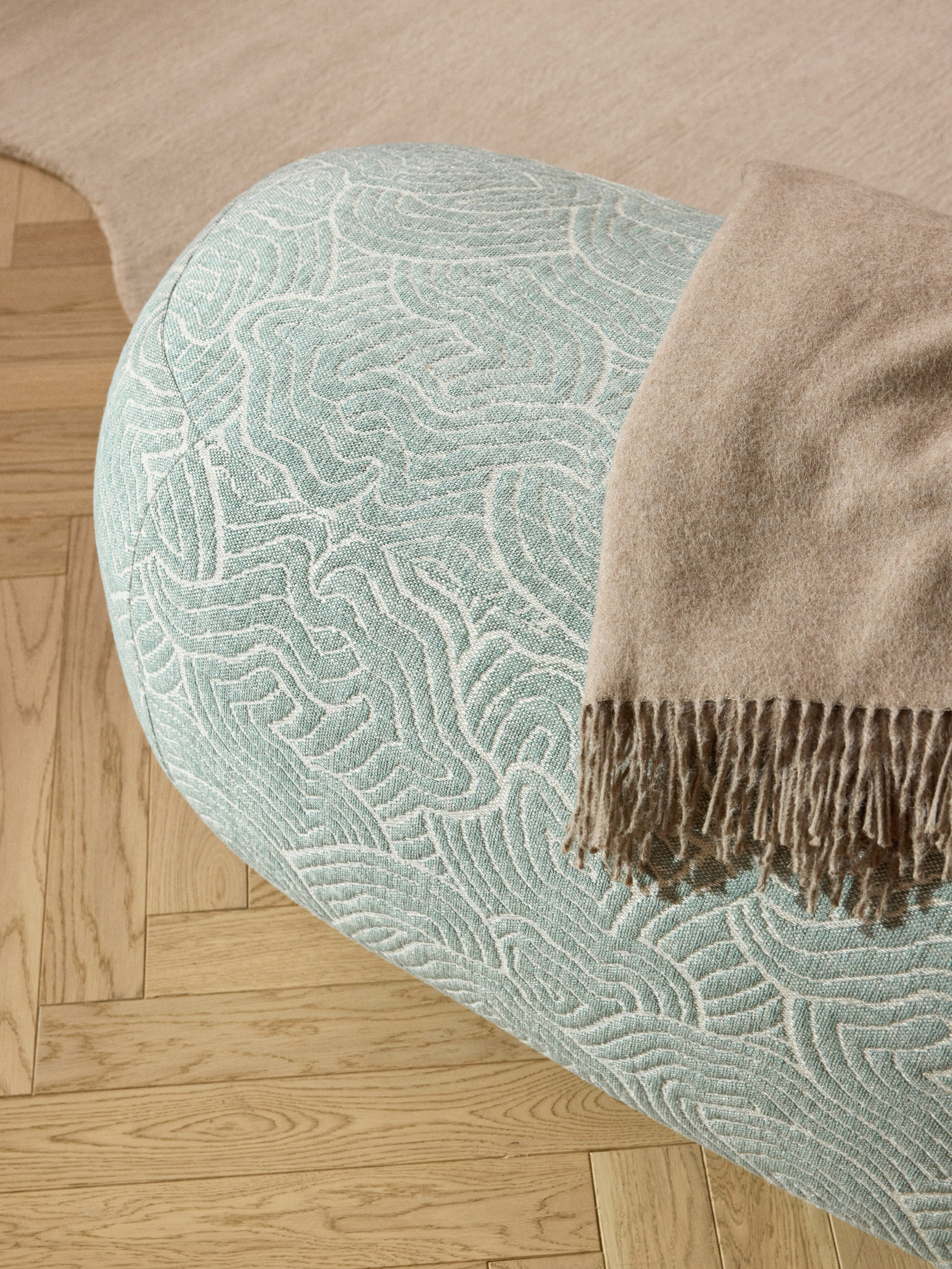 Alba XL Ottoman