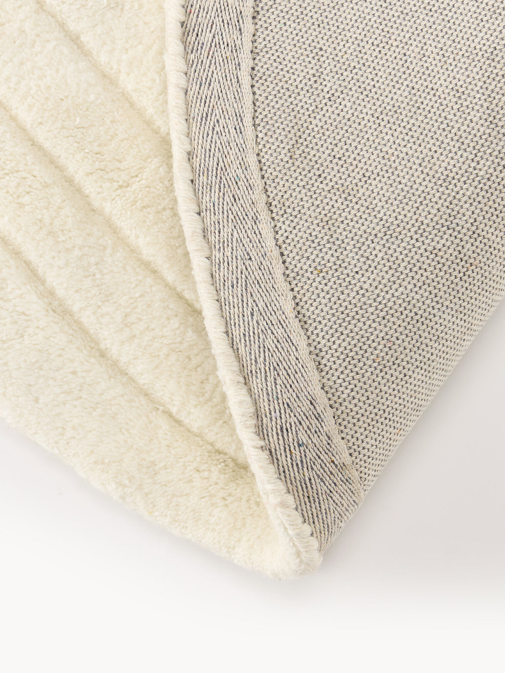 Aliza Organic-Shaped Hand-Tufted Wool Rug