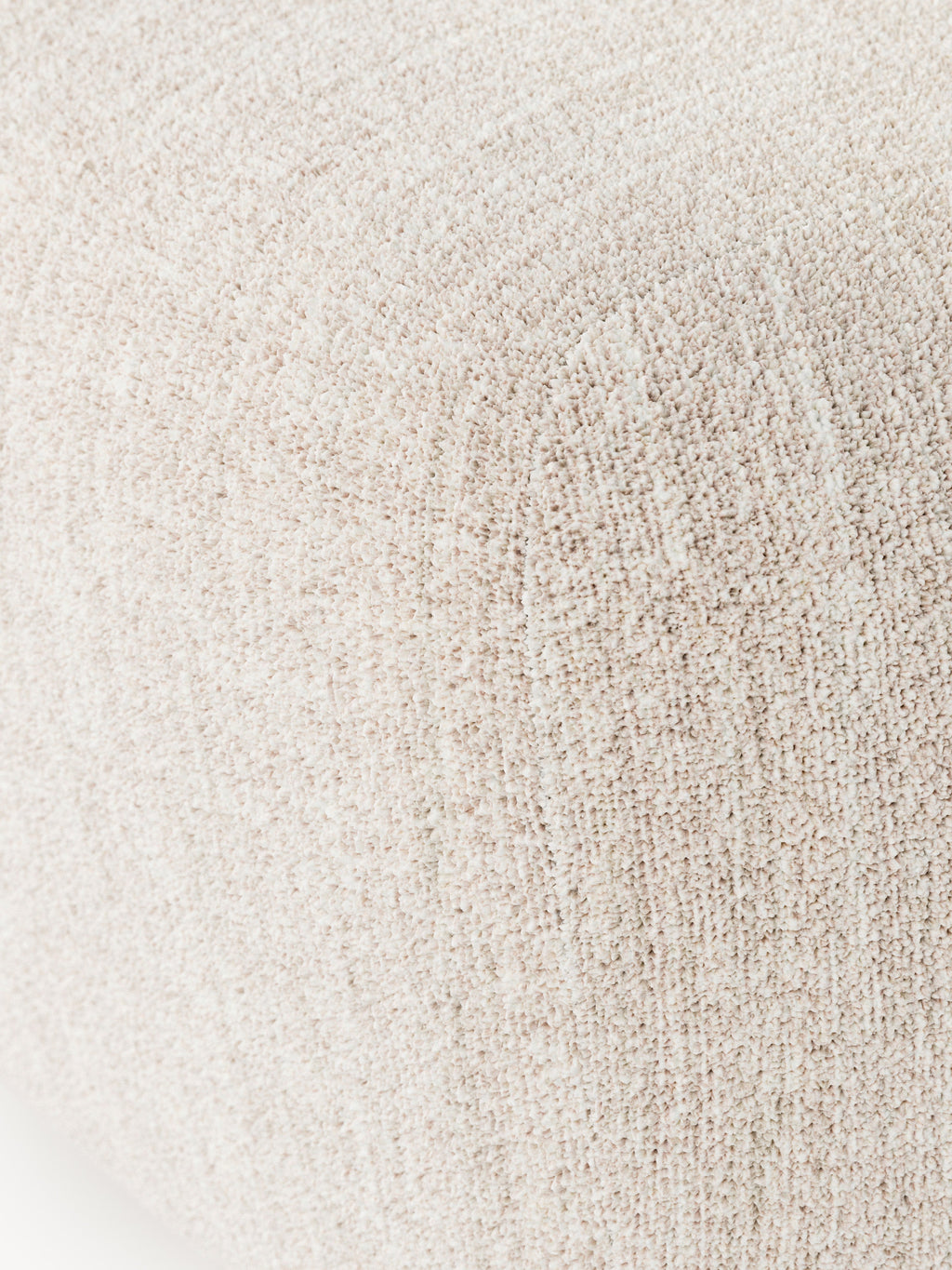 Wolke Oval Bouclé Ottoman