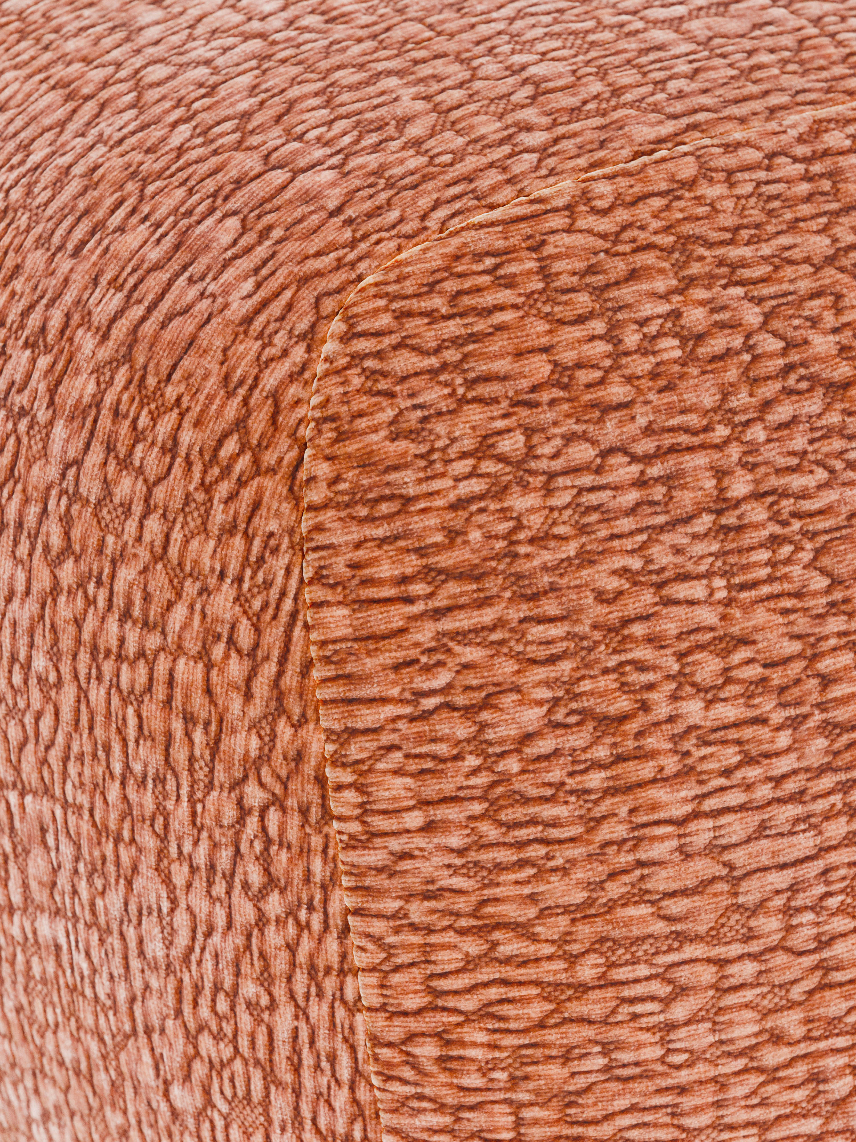 Wolke Oval Ottoman