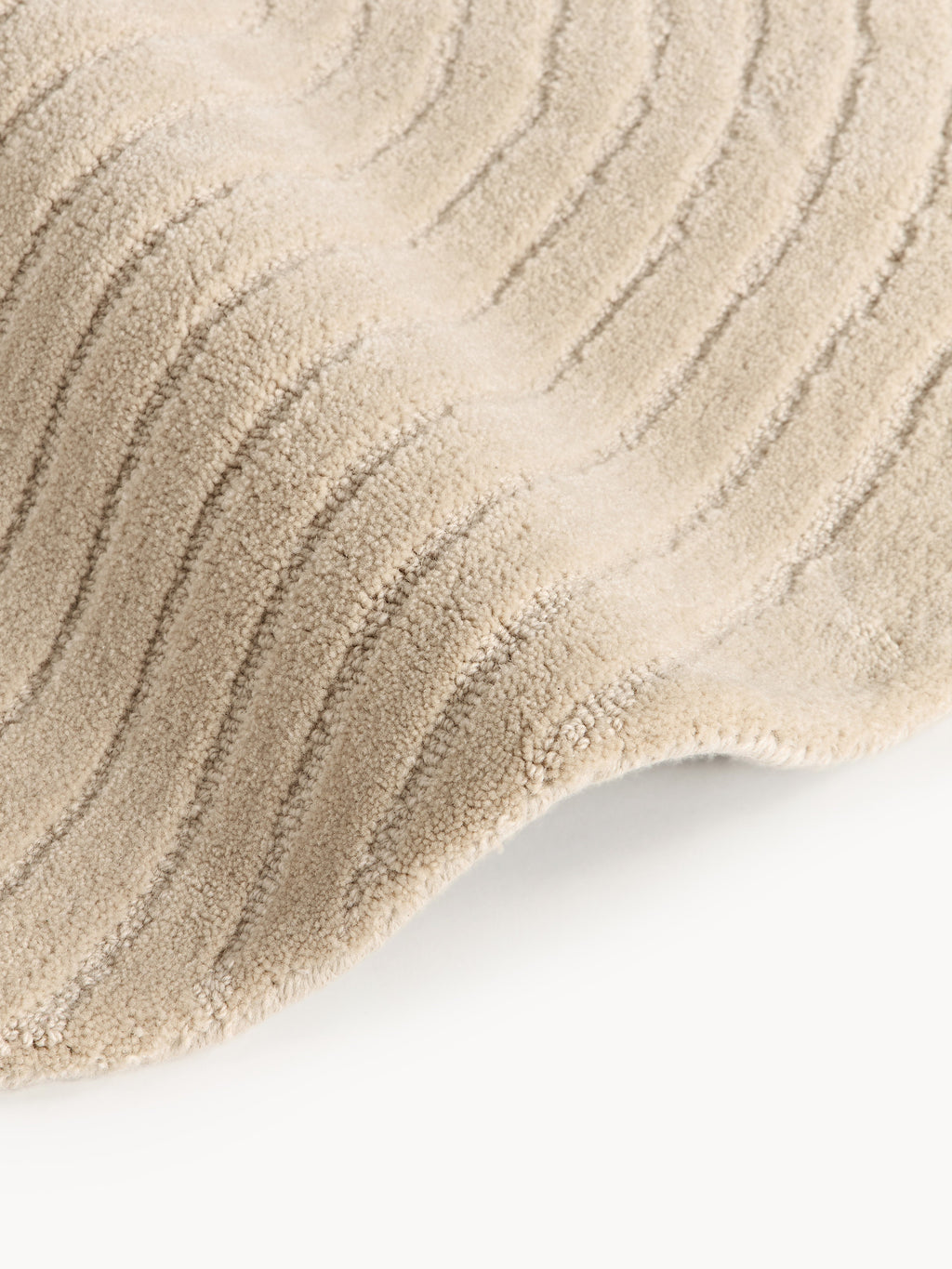 Mason Round Hand-Tufted Wool Rug