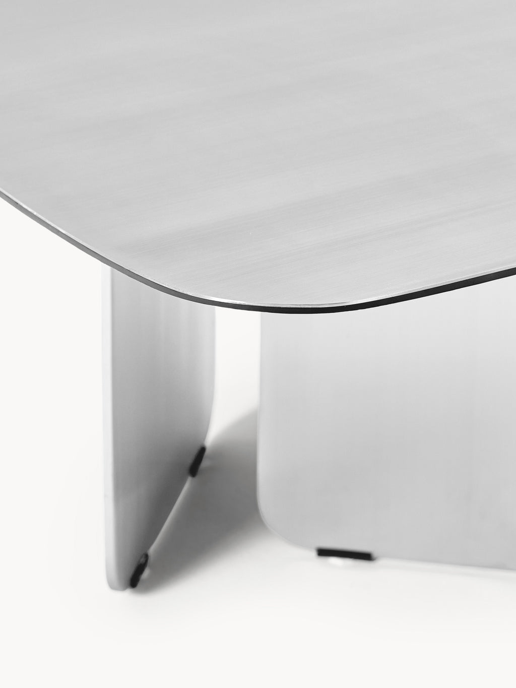 Valis Metal Coffee Table