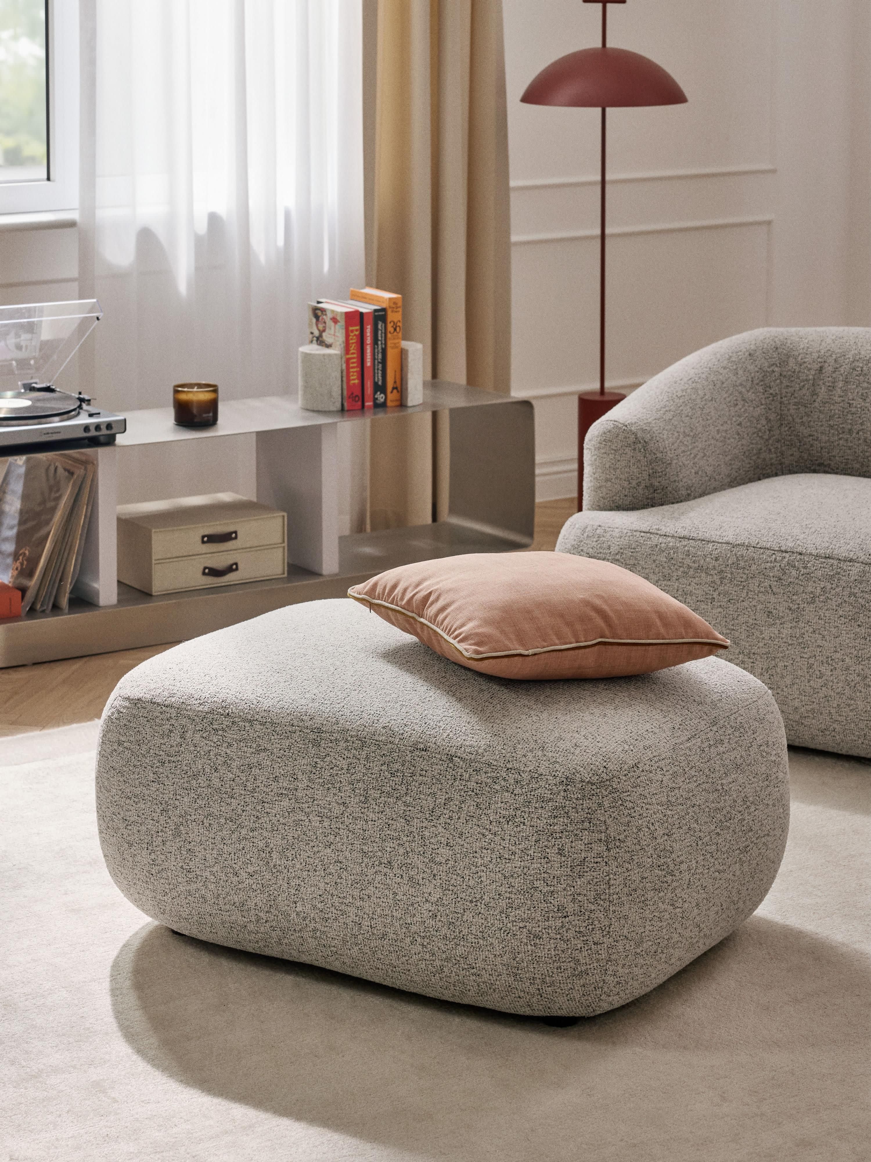 Sofia Bouclé Ottoman