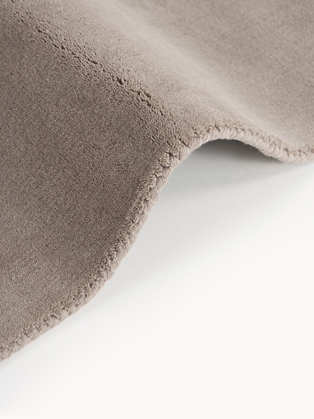 Zayne Hand-Tufted Wool Rug