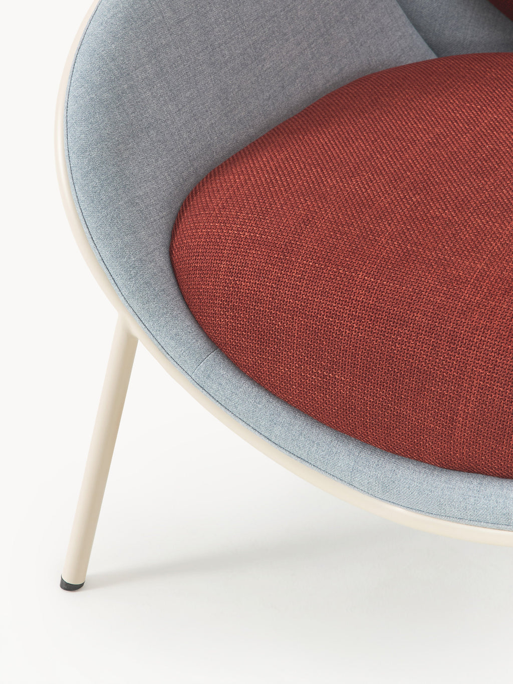 Alysa Lounge Chair