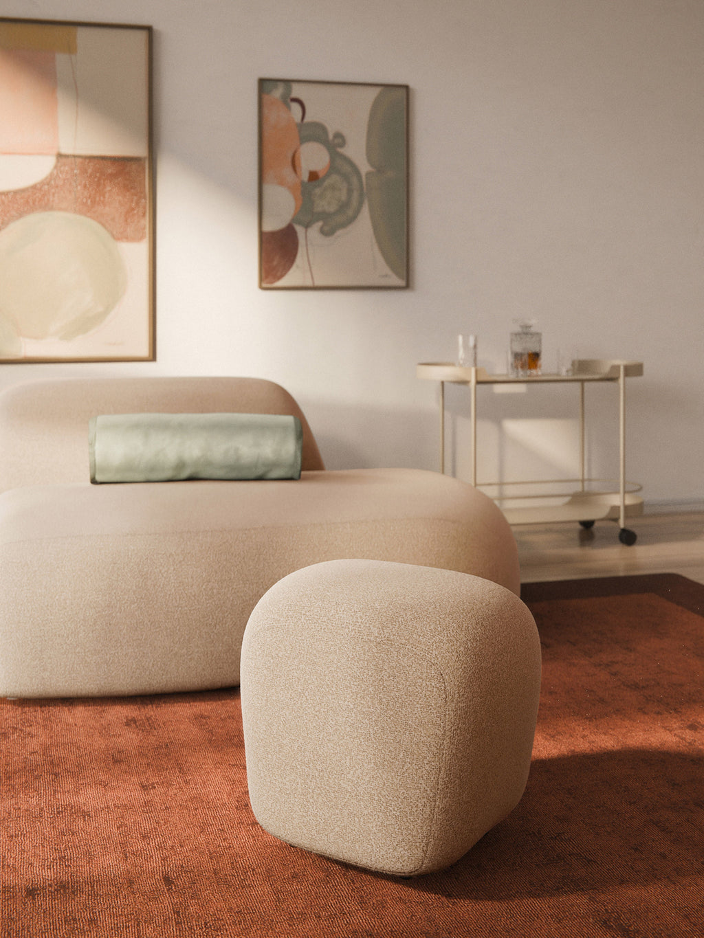 Wolke High Bouclé Ottoman