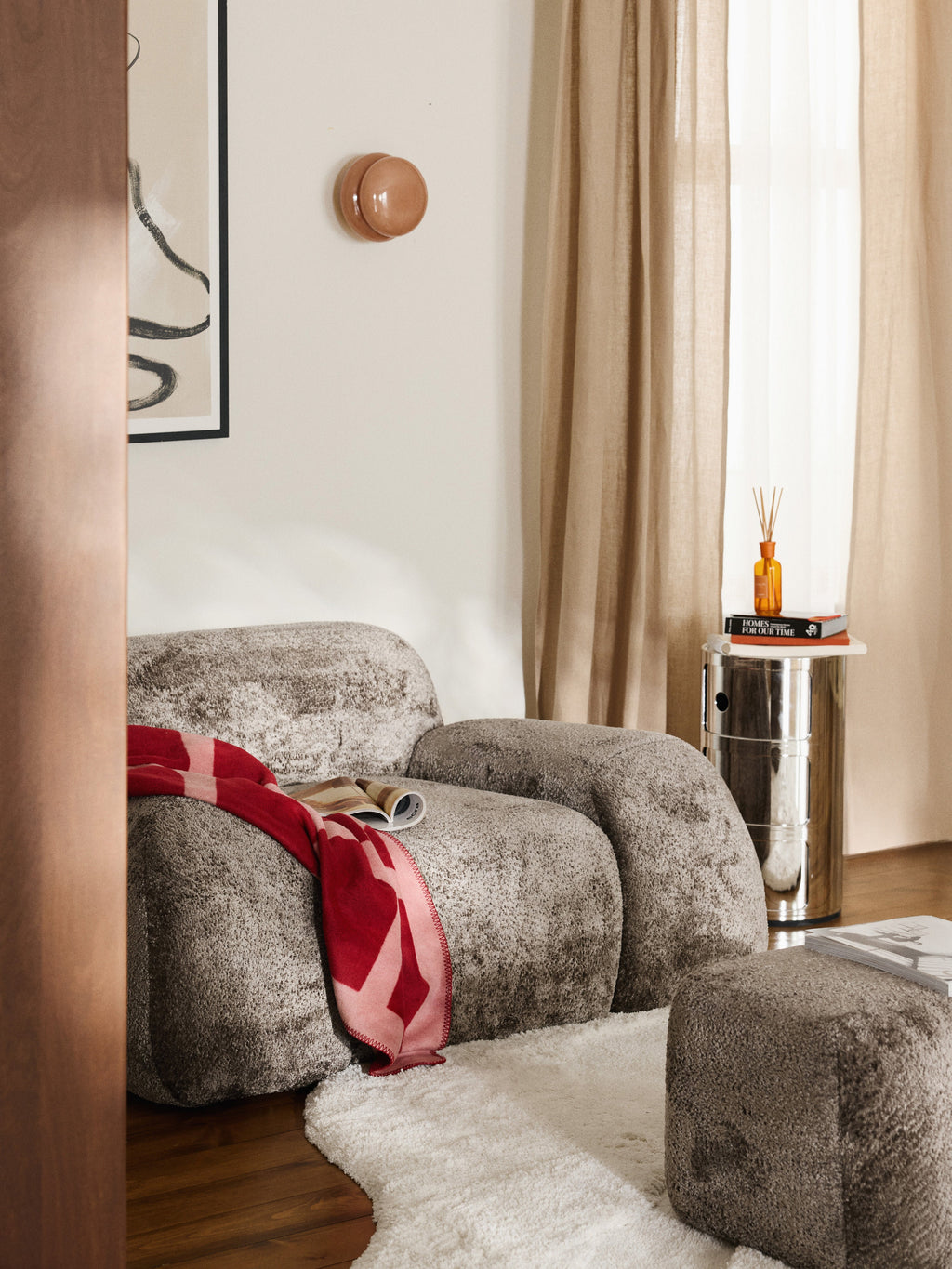Baya Opal Glass Wall Lamp
