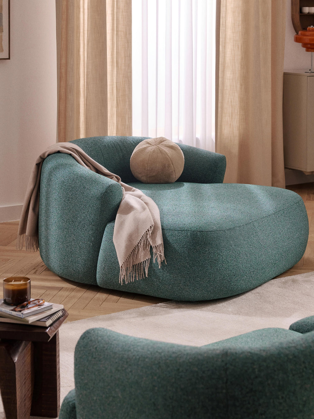 Sofia XL Bouclé Lounge Chair
