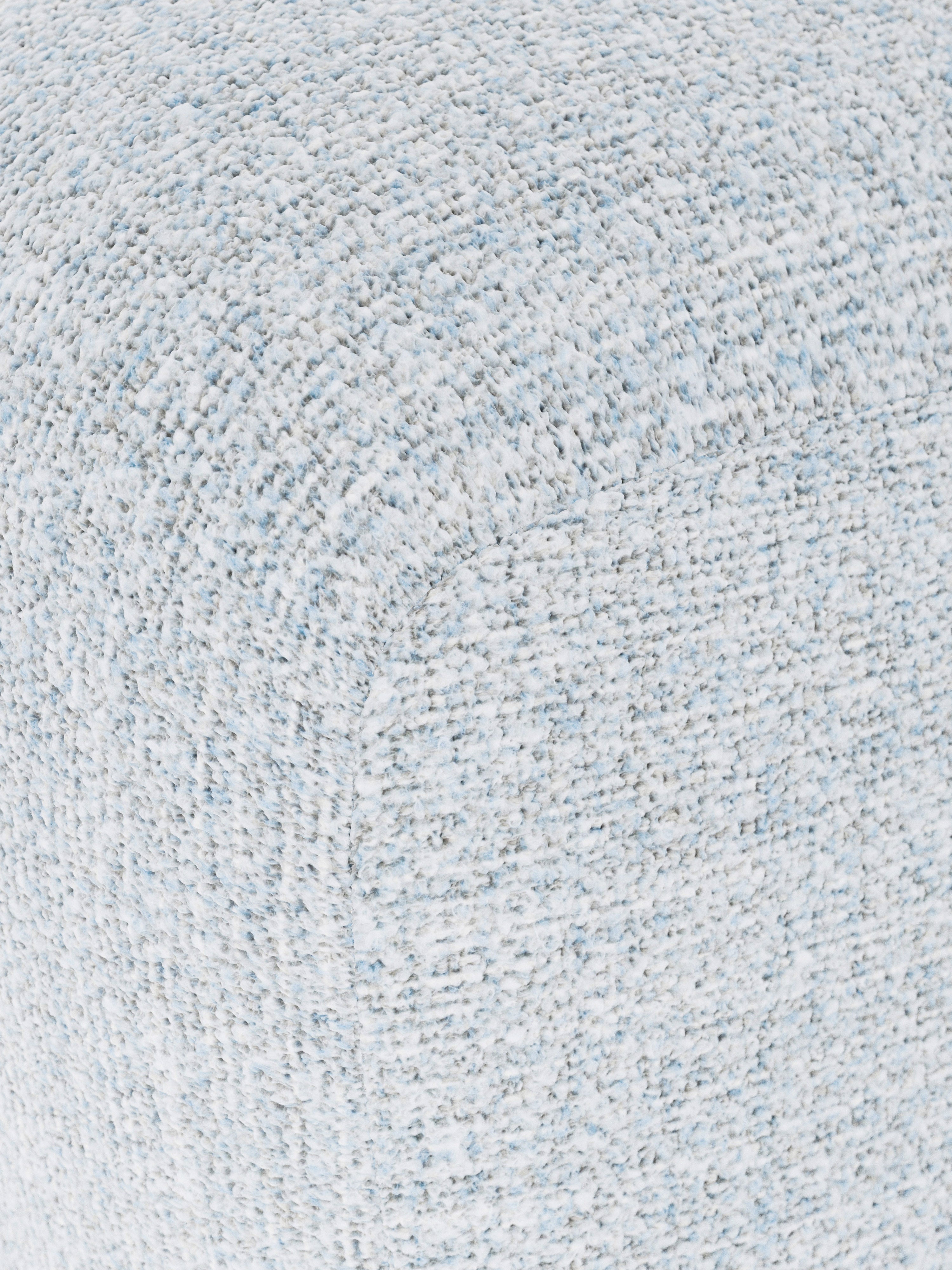 Wolke High Bouclé Ottoman