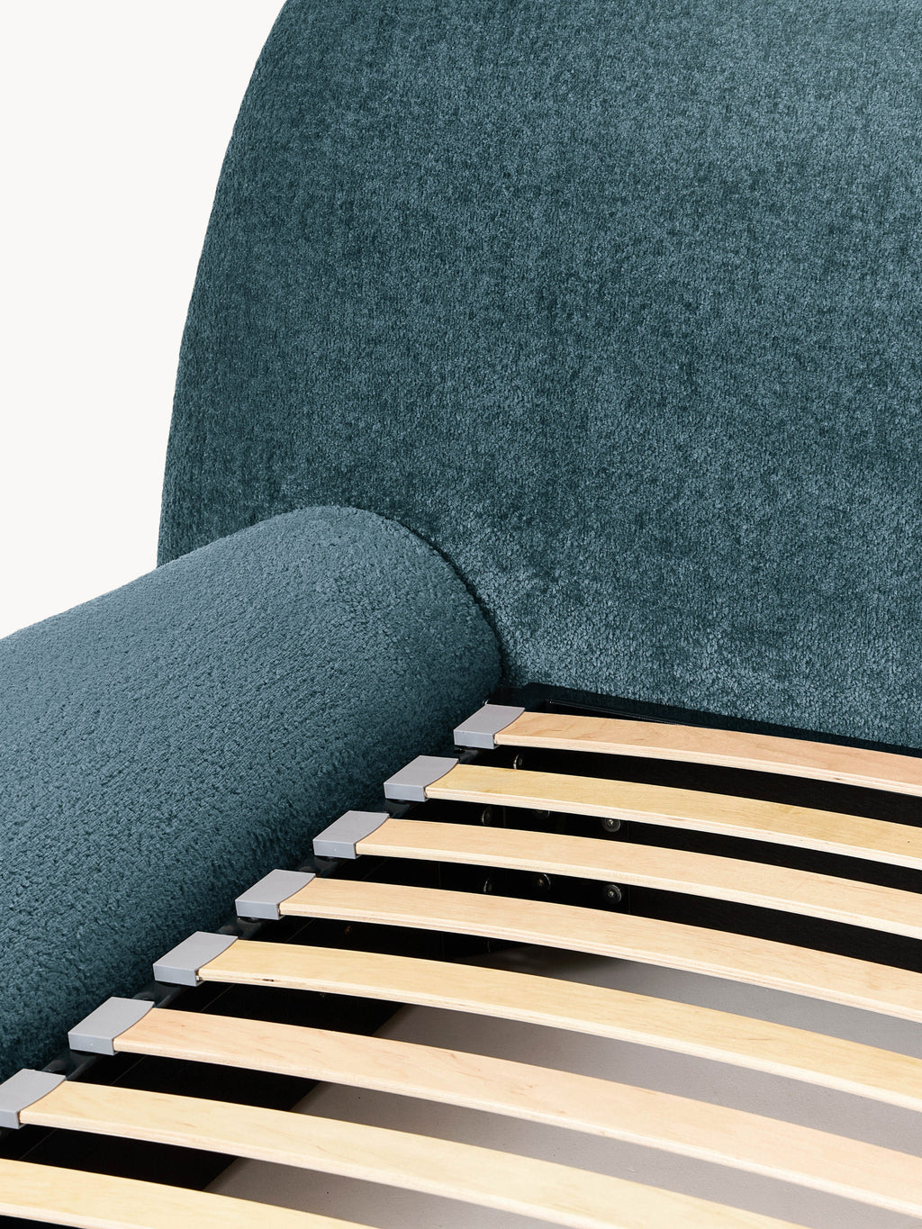 Wolke Upholstered Teddy Bouclé Bed