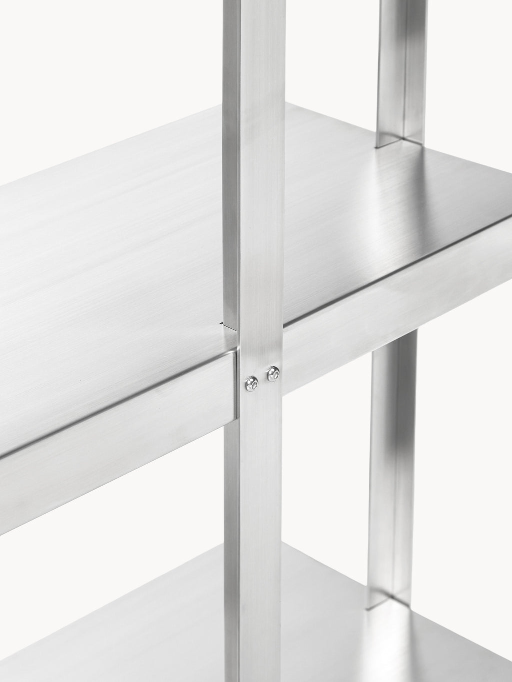 Vana Shelving Unit
