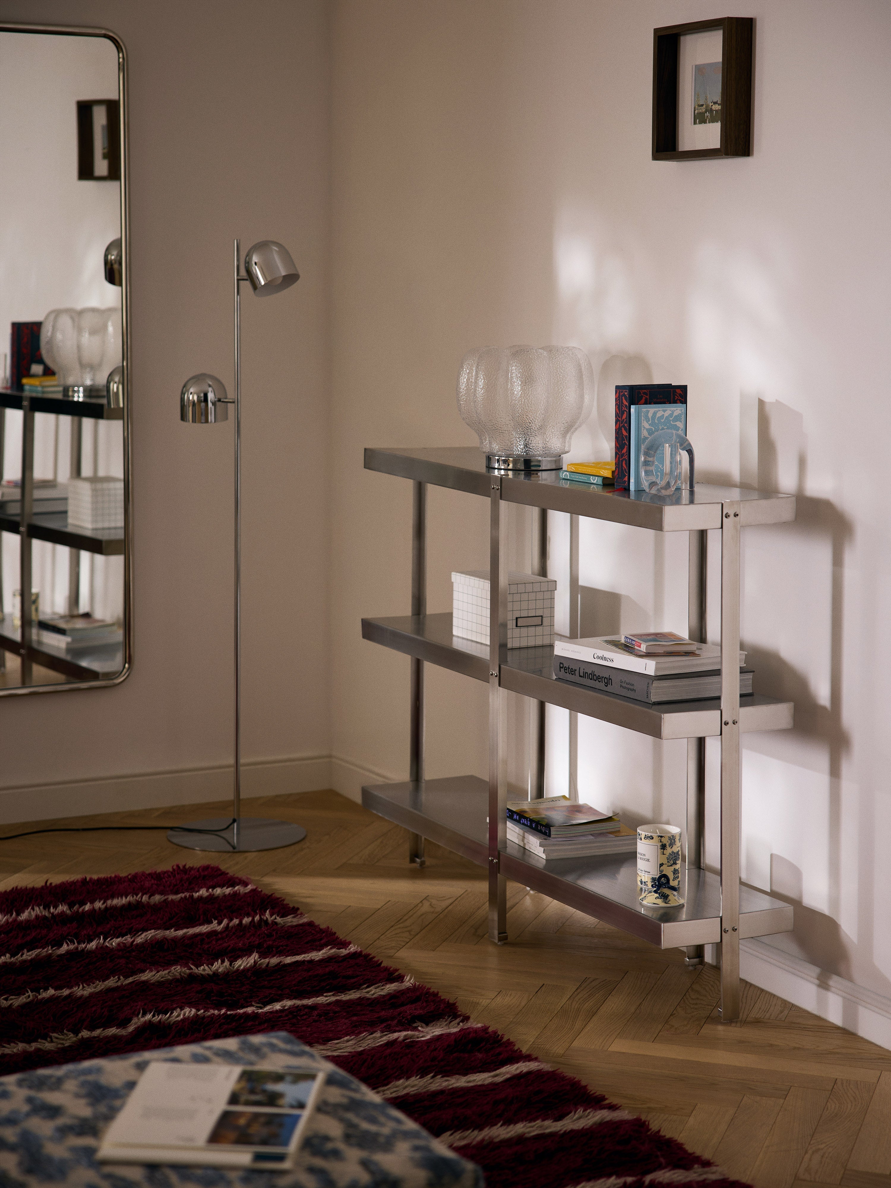 Vana Shelving Unit