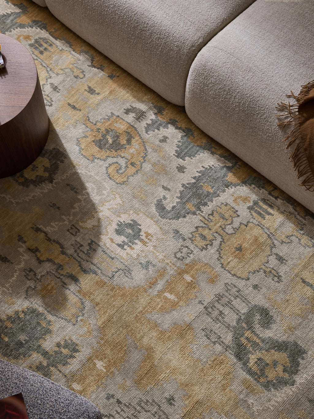 Hand-Knotted Wool Rug Amun
