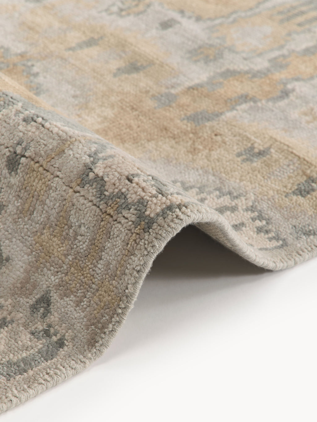 Hand-Knotted Wool Rug Amun