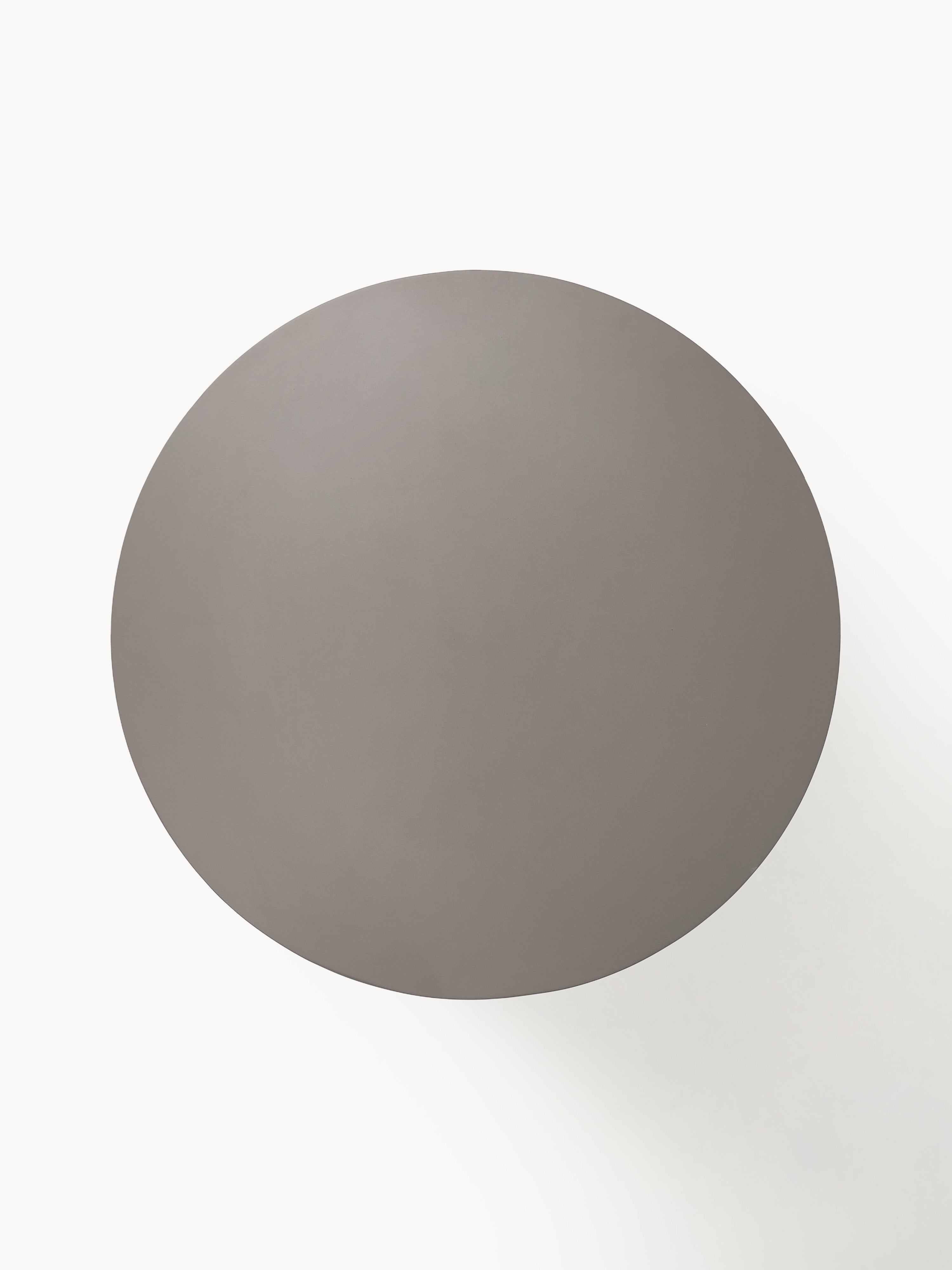 Rona Round In- & Outdoor Coffee Table