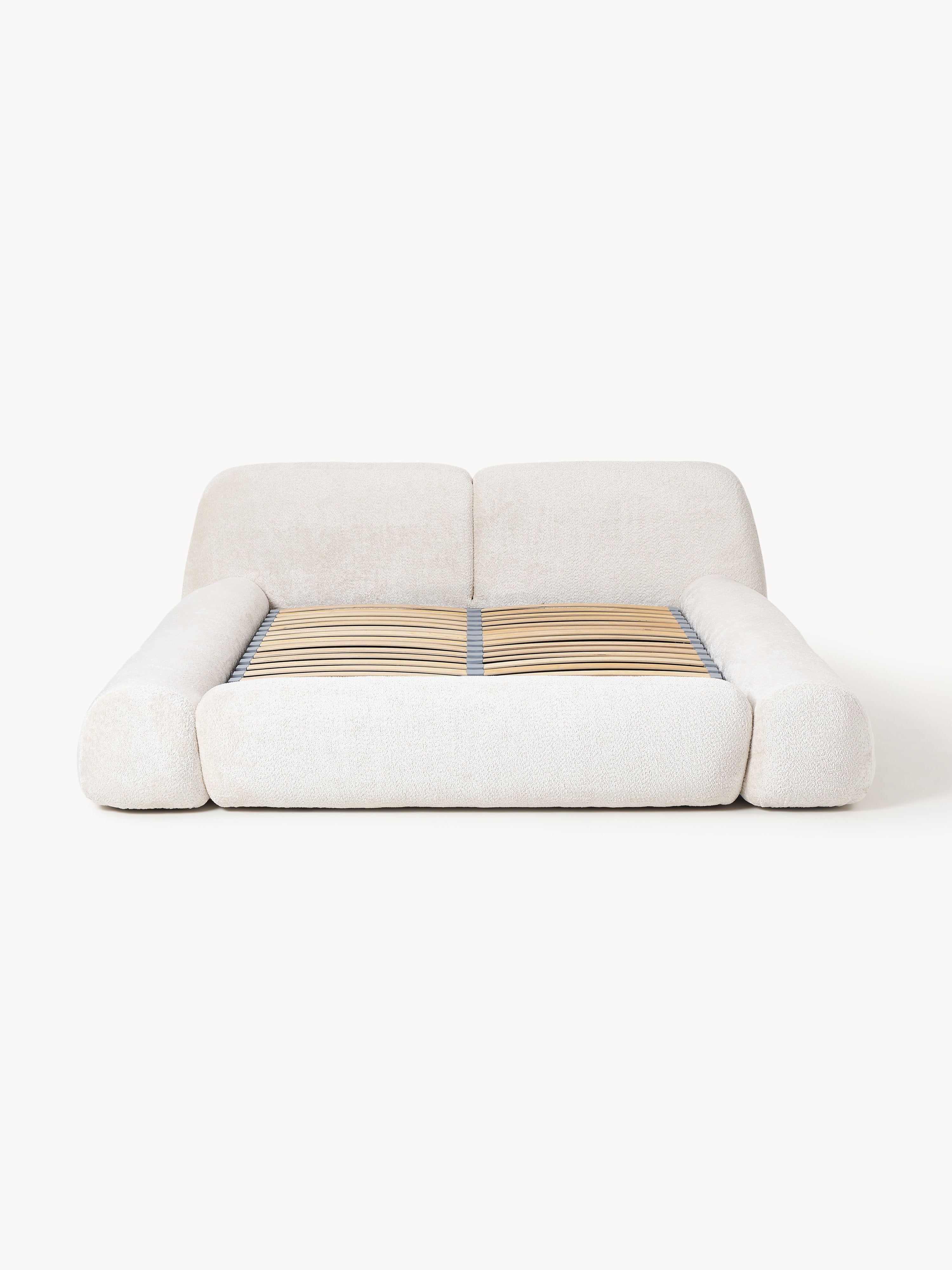 Wolke Upholstered Teddy Bouclé Bed