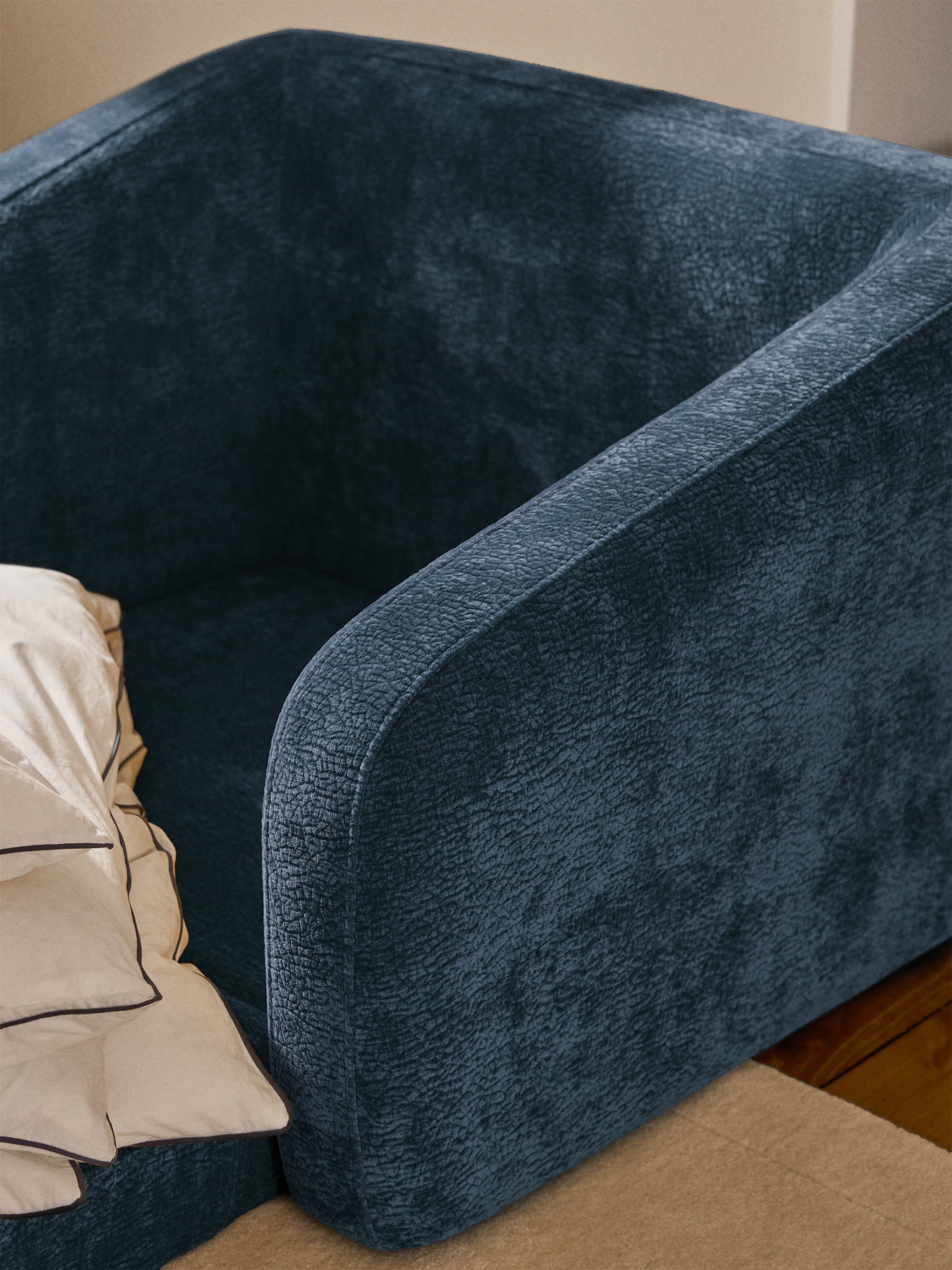 Eliot Chair Bed