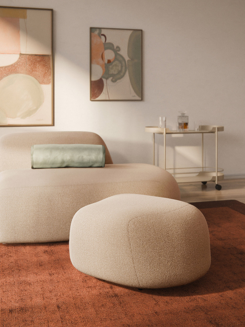 Wolke Oval Bouclé Ottoman