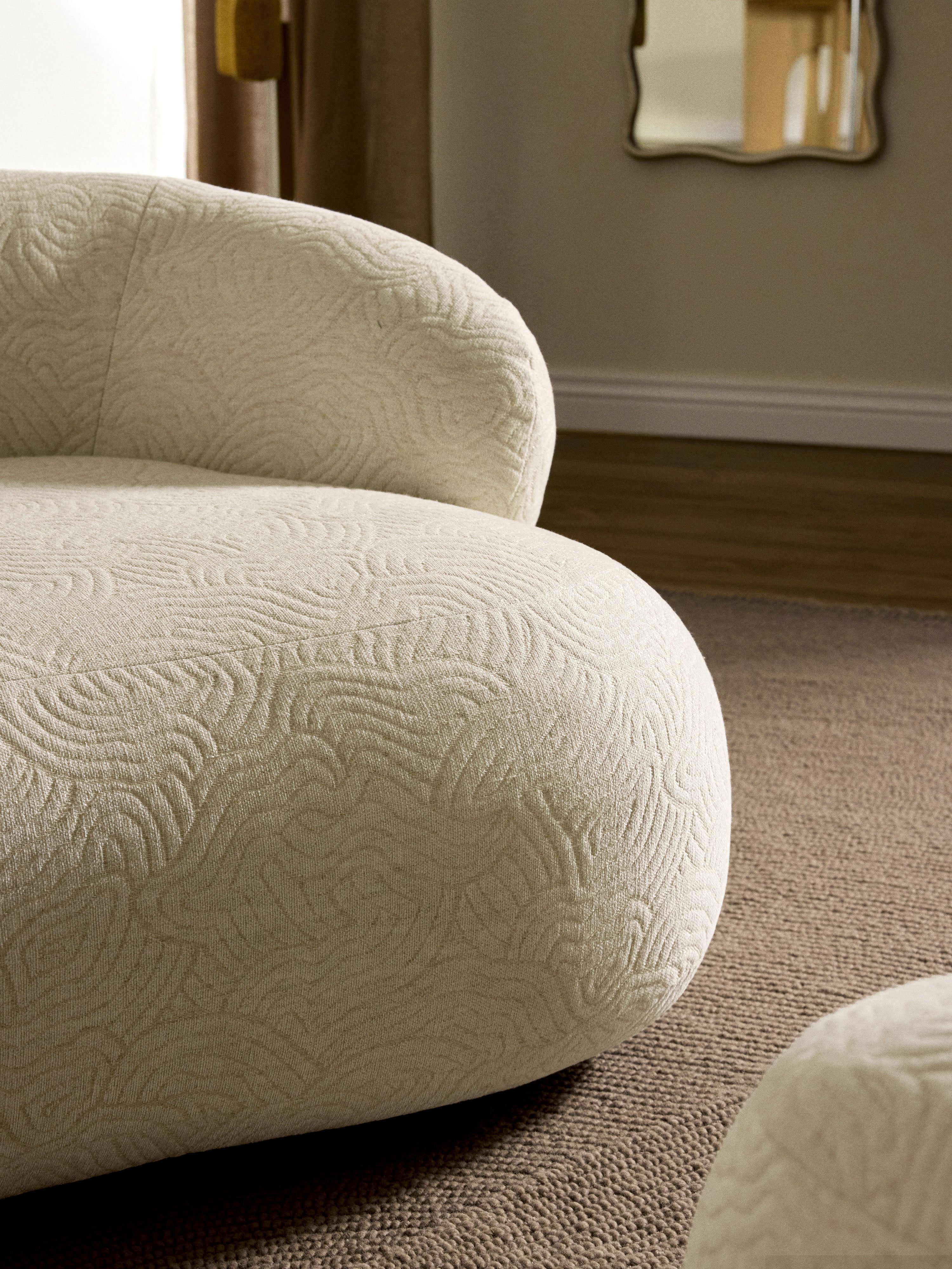 Alba Lounge Armchair
