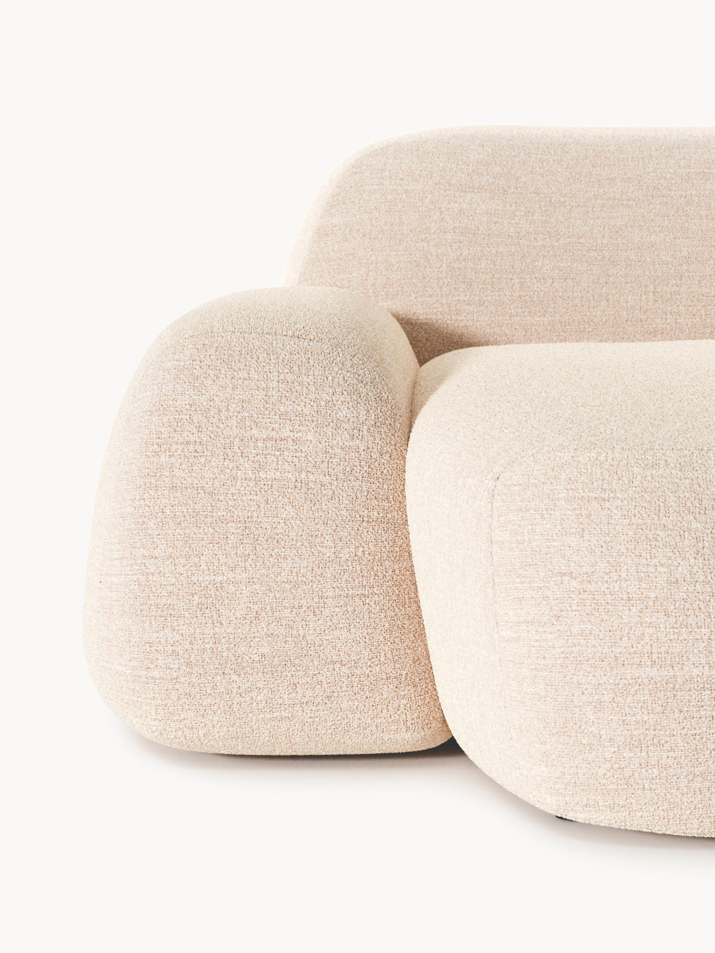 Wolke XL Bouclé Lounge Chair