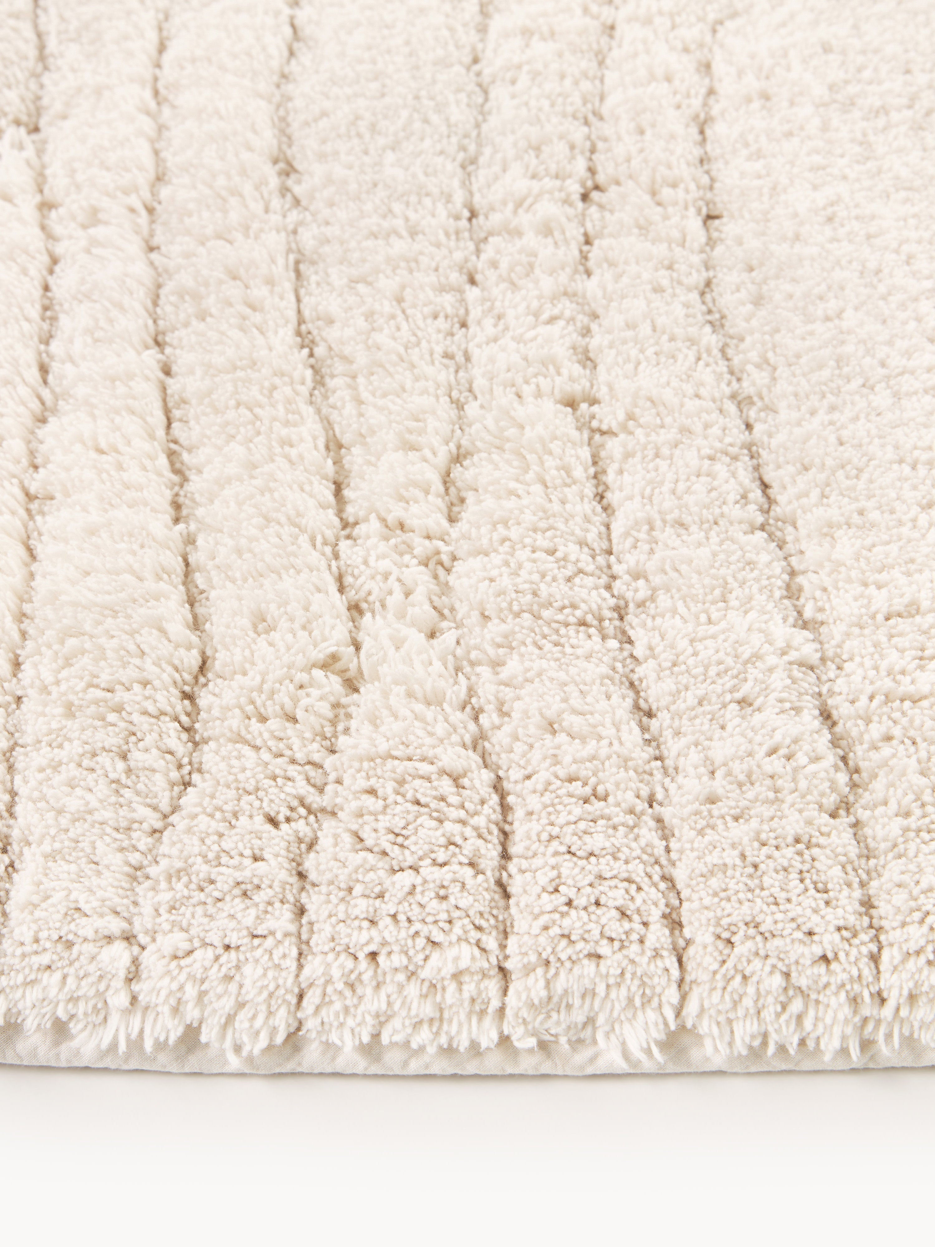 Audrina Non-Slip Bath Mat