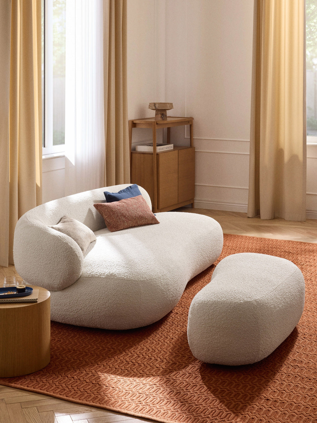 Alba Bouclé XL Ottoman